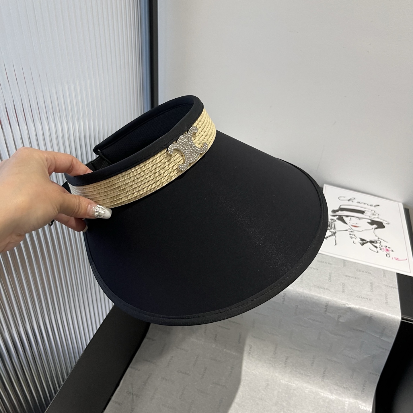 NO:223437,Celine Celine headband sun hat straw hat fisherman hat baseball hat knit hat, hat, celine, celine, espadrilles, hats19860909Celine赛琳发箍遮阳帽帽子草帽渔夫帽棒球帽针织帽,帽子,celine,celine,espadrilles,hats,hat