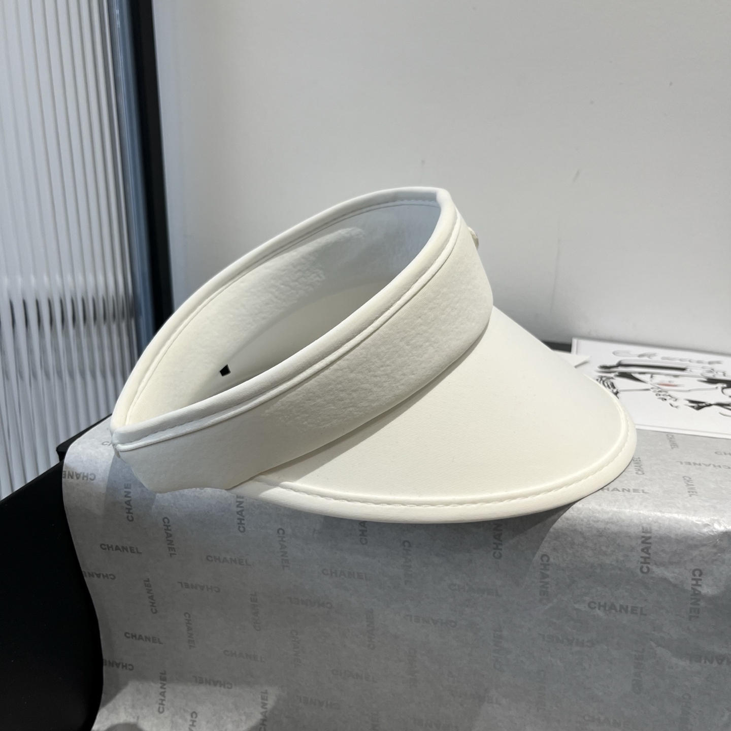 NO:223458,Prada headband sun hat straw hat fisherman hat baseball hat knit hat, hat, prada, espadrilles, hats19860909普拉达发箍遮阳帽帽子草帽渔夫帽棒球帽针织帽,帽子,prada,espadrilles,hats,hat