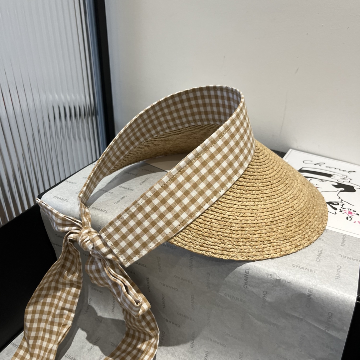 NO:223464,Miumiu spring and summer new Raffia sun hat, headband high-end customization, hat straw hat fisherman hat baseball hat knit hat, hat, miumiu, espadrilles, hats19860909缪缪miumiu春夏新款拉菲遮阳帽,发箍高级定制,帽子草帽渔夫帽棒球帽针织帽,帽子,miumiu,espadrilles,hats,hat