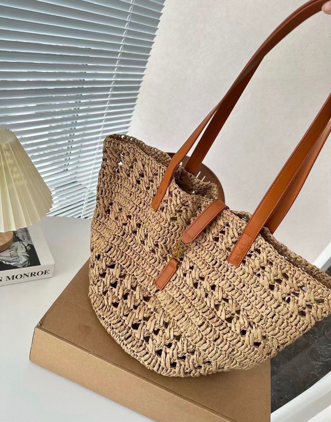 NO:223562,YSL Saint Laurent new straw woven bag, lining, must-have hat for summer trip, straw hat fisherman hat baseball hat knit hat, hat, saint laurent, saint laurent, espadrilles, espadrilles, hats19860909YSL圣罗兰新款草编包,内衬,夏日出游必备帽子草帽渔夫帽棒球帽针织帽,帽子,saint laurent,saint laurent,espadrilles,espadrilles,hats,hat