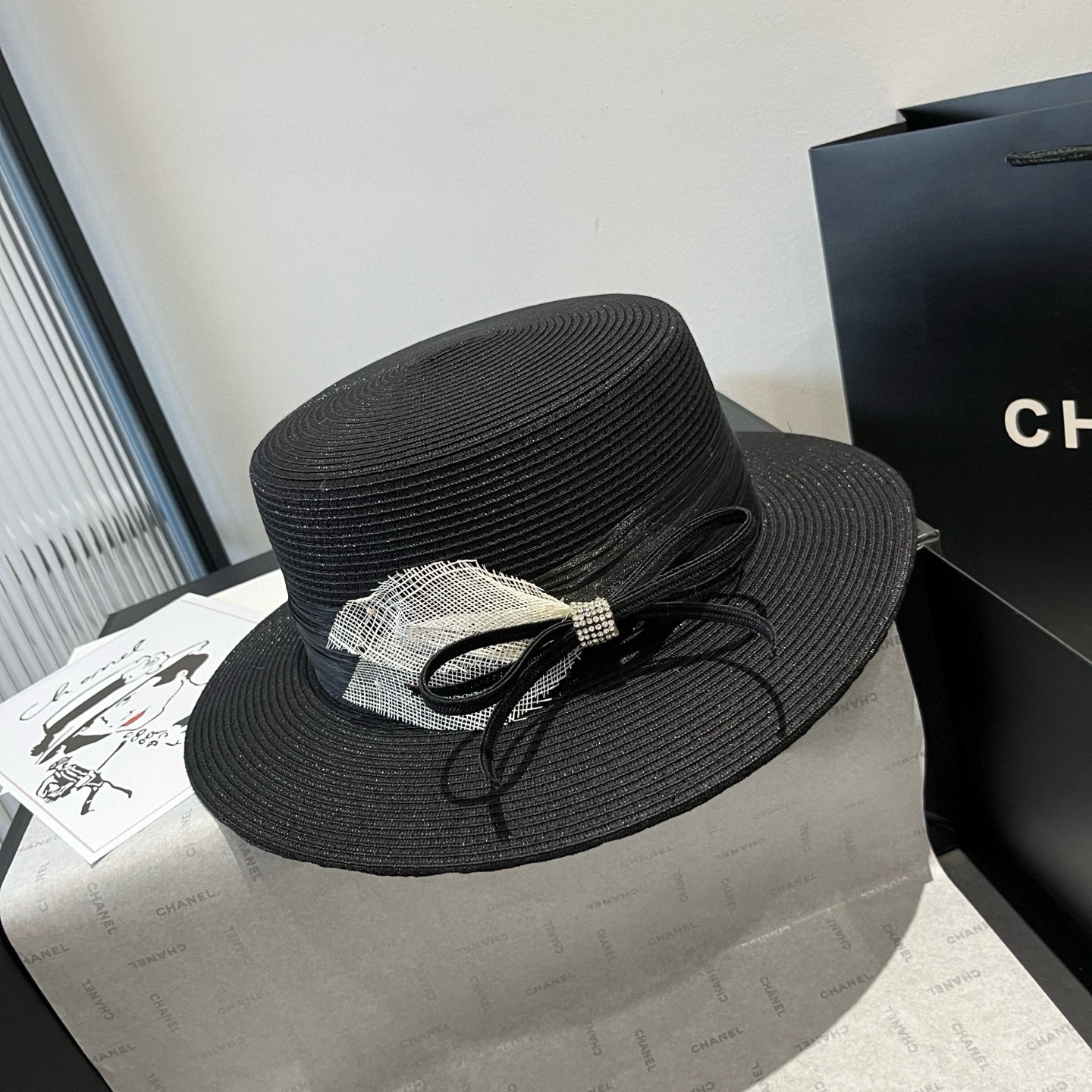 NO:224681,Chanel Chanel top hat, straw hat, yarn accessories, high-end customization, head circumference 57cm hat, straw hat, fisherman hat, baseball hat, knit hat, hat, chanel, chanel, espadrilles, hats19860909Chanel香奈儿平顶礼帽,草帽,麻纱配饰,高端订制,头围57cm帽子草帽渔夫帽棒球帽针织帽,帽子,chanel,chanel,espadrilles,hats,hat
