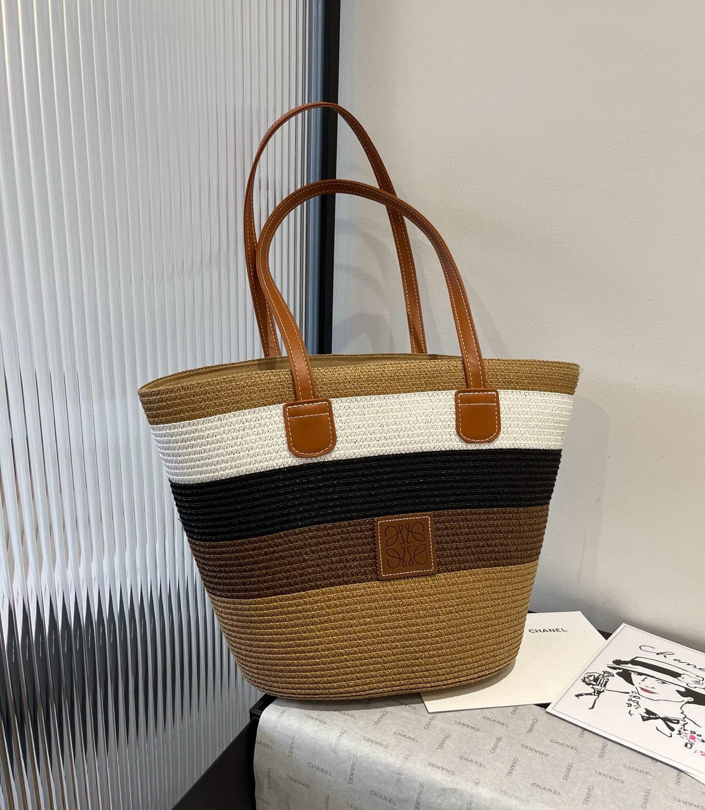 NO:224694,LOEWE official website straw woven bag Lafite hand-woven bag, a must-have for summer beach trip, size: top width 40cm, bottom width 23cm, height 30cm, straw hat, fisherman hat, baseball hat, knit hat, hat, loewe, loewe, espadrilles, espadrilles, hats19860909LOEWE罗意威官网款草编包拉菲草手编包,夏季出游沙滩必备,尺寸:上宽40cm 下宽23cm高度30cm帽子草帽渔夫帽棒球帽针织帽,帽子,loewe,loewe,espadrilles,espadrilles,hats,hat