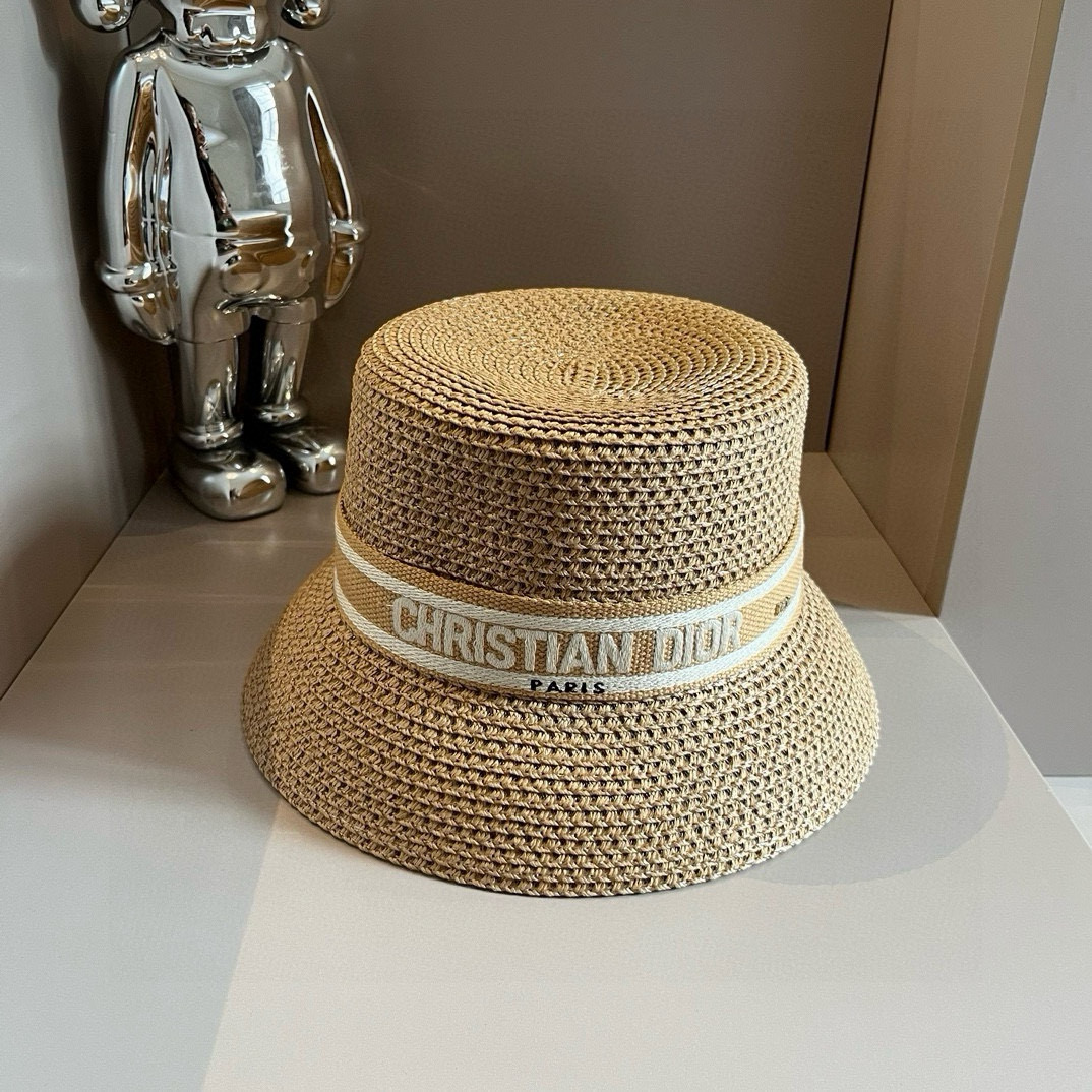 NO:225200,Dior new straw hat, Japanese papyrus production, running meter, head circumference 57cm hat, straw hat, fisherman hat, baseball hat, knit hat, hat, dior, dior, espadrilles, hats19860909Dior迪奥新款草帽,日本纸草制作,跑量王,头围57cm帽子草帽渔夫帽棒球帽针织帽,帽子,dior,dior,espadrilles,hats,hat