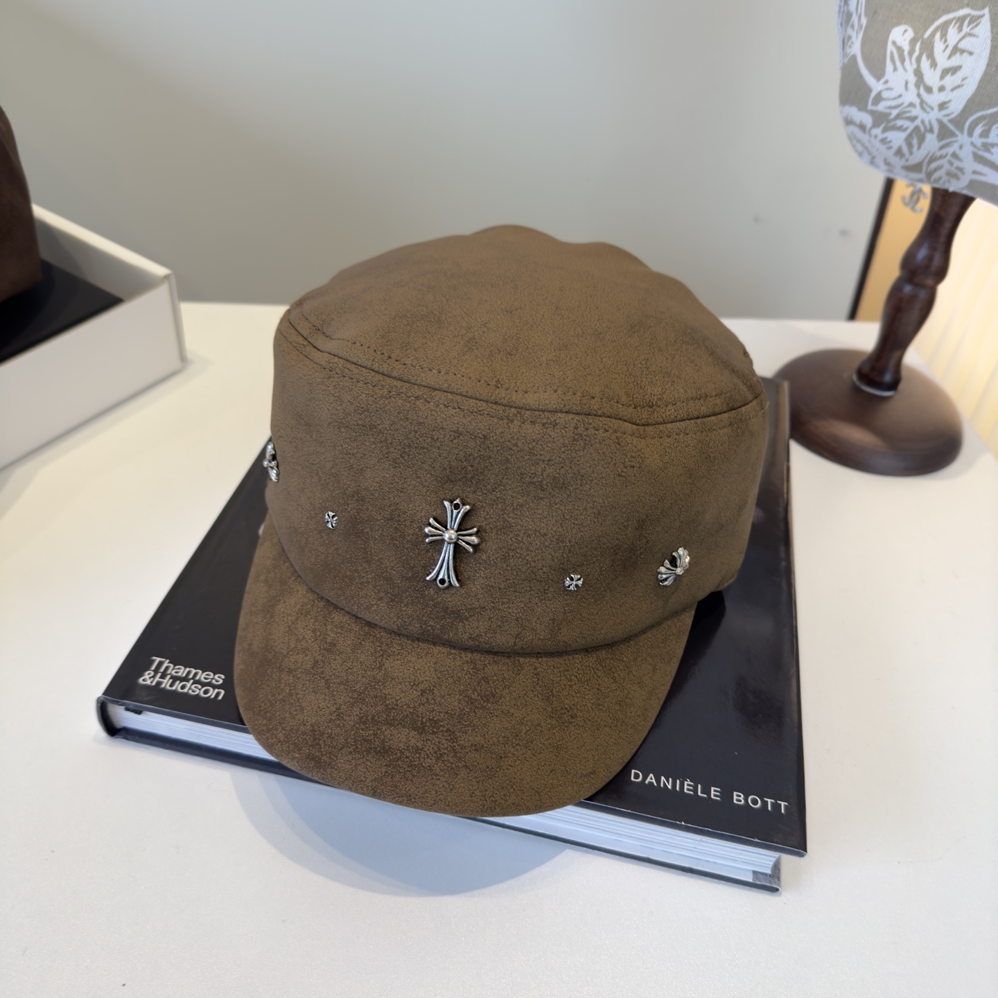 NO:532496,Croxin new baseball cap, head circumference 57cm hat, fisherman hat, baseball hat, knit hat, hat, chrome hearts, espadrilles, hats19860909克罗心新款鸭舌帽,头围57cm 帽子渔夫帽棒球帽针织帽,帽子,chrome hearts,espadrilles,hats,hat