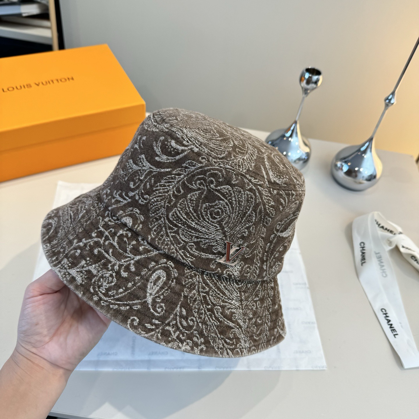 NO:552866,Lv new fisherman hat, head circumference 57cm hat fisherman hat baseball cap knitted hat, hat, louis vuitton, espadrilles, hats19860909Lv新款渔夫帽,头围57cm帽子渔夫帽棒球帽针织帽,帽子,louis vuitton,espadrilles,hats,hat