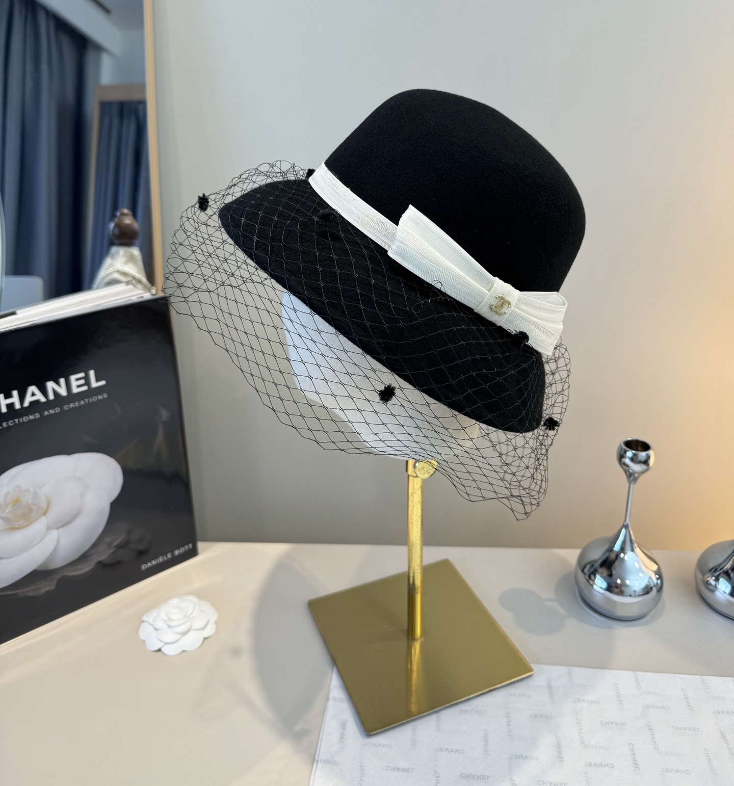 NO:580455,Chanel Chanel new autumn and winter wool basin hat, imported linen yarn 100% wool fabric, head circumference 57cm hat fisherman hat baseball cap knitted hat, hat, chanel, chanel, espadrilles, hats19860909Chanel香奈儿新款秋冬羊毛盆帽,进口麻纱百分百羊毛面料、头围57cm帽子渔夫帽棒球帽针织帽,帽子,chanel,chanel,espadrilles,hats,hat