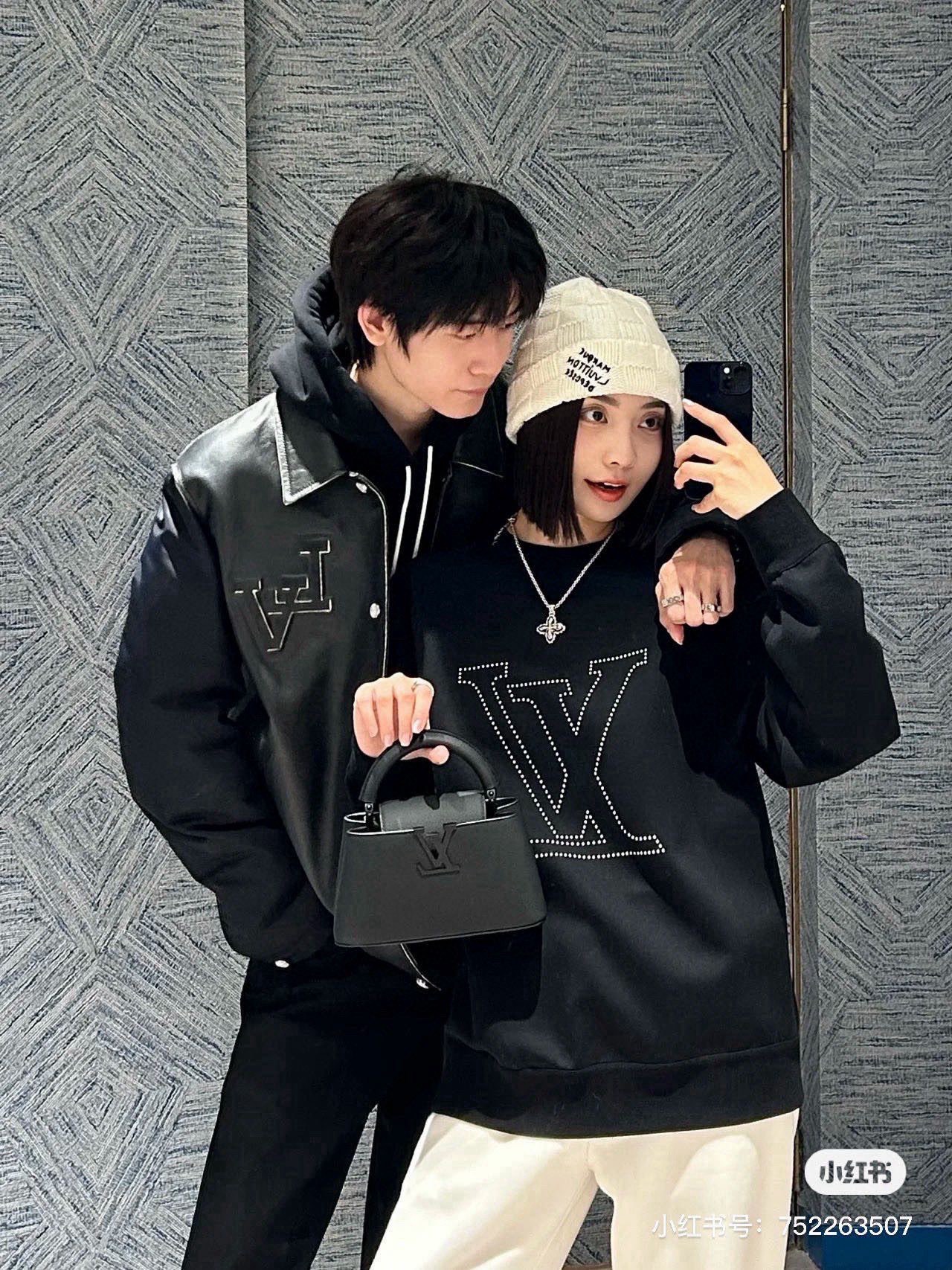 NO:579684,LV Louis Vuitton new wool hat, counter model, authentic open mold hat fisherman hat baseball cap knitted hat, hat, louis vuitton, louis vuitton, espadrilles, hats19860909LV路易威登新款毛线帽,专柜款,正品开模帽子渔夫帽棒球帽针织帽,帽子,louis vuitton,louis vuitton,espadrilles,hats,hat