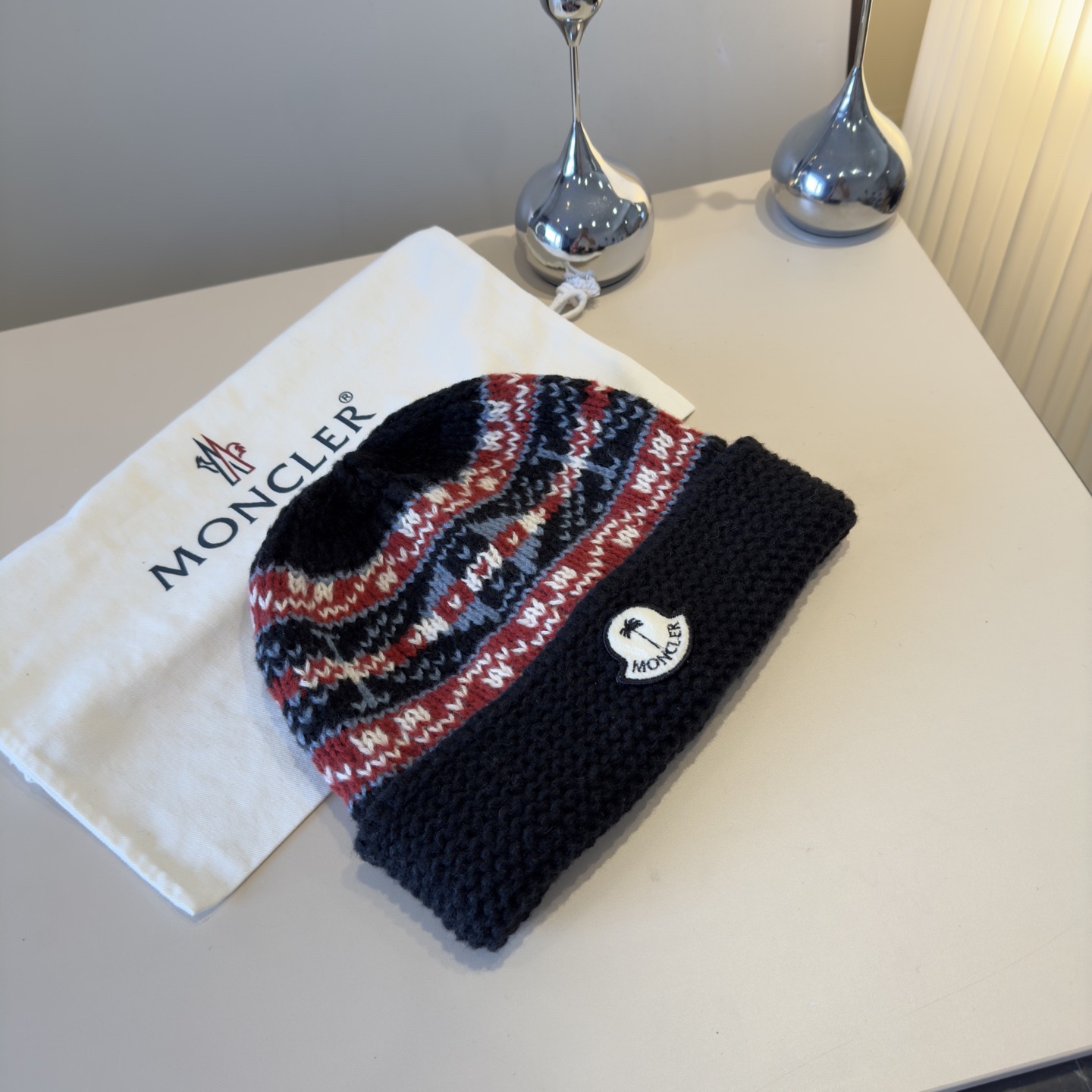 NO:580452,New Moncler knitted woolen hat, knitted fabric hat fisherman hat baseball cap knitted hat, hat, Moncler, espadrilles, hats19860909蒙口新款针织毛线帽,针织面料帽子渔夫帽棒球帽针织帽,帽子,Moncler,espadrilles,hats,hat