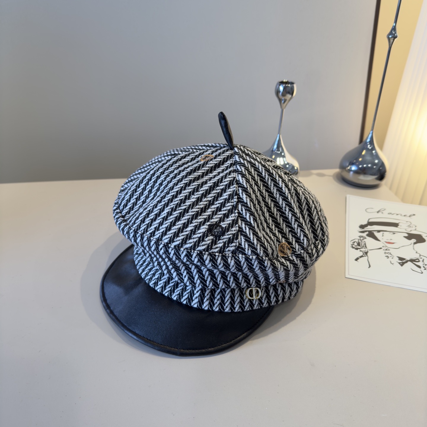 NO:580160,Dior Dior's new duck-billed painter's hat, head circumference 57cm hat fisherman hat baseball cap knitted hat, hat, dior, dior, espadrilles, hats19860909Dior迪奥新款鸭舌画家帽,头围57cm帽子渔夫帽棒球帽针织帽,帽子,dior,dior,espadrilles,hats,hat
