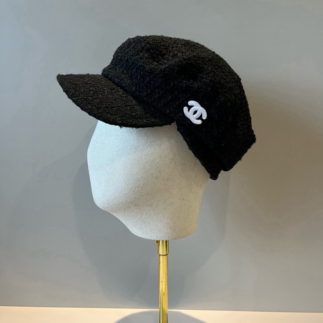 NO:580188,Chanel's new duckbill painter's hat, head circumference 57cm hat, fisherman hat, baseball cap, knitted hat, hat, chanel, espadrilles, hats19860909香奈儿新款鸭舌画家帽,头围57cm帽子渔夫帽棒球帽针织帽,帽子,chanel,espadrilles,hats,hat