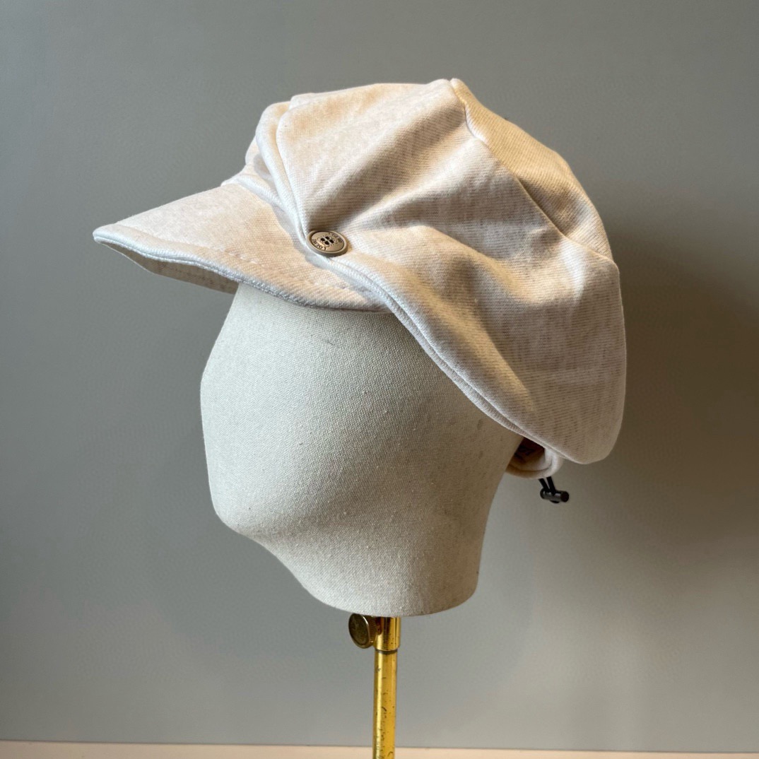 NO:580179,Loewe Autumn painter's peaked cap, elastic band adjustment at the back, suitable for any face shape, fisherman hat, baseball cap, knitted hat, hat, loewe, espadrilles, hats19860909罗意威秋款画家鸭舌帽,后松紧带调节,适合任何脸型帽子渔夫帽棒球帽针织帽,帽子,loewe,espadrilles,hats,hat