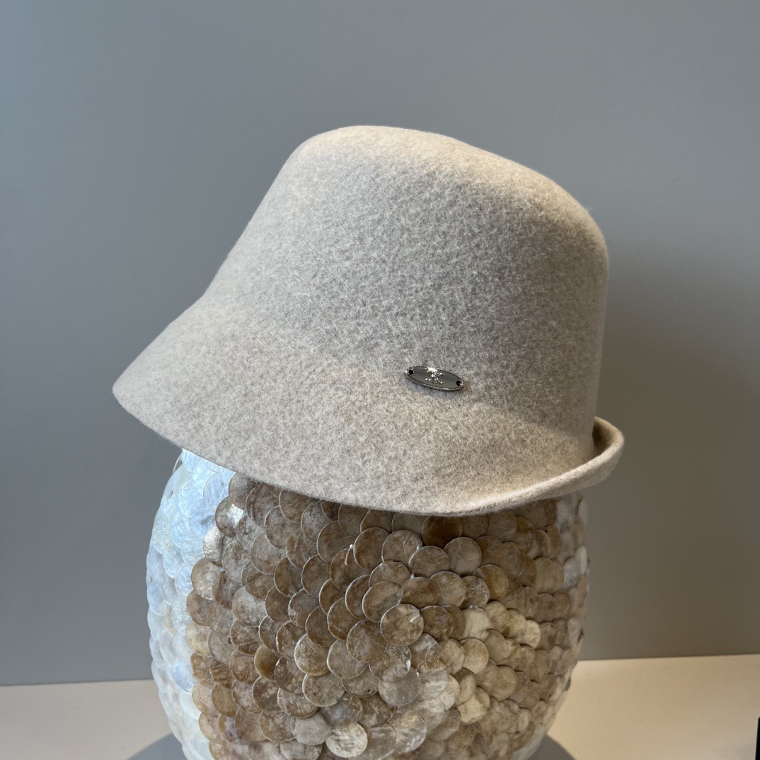 NO:580111,Celine Celine new hand-caught bucket hat, head circumference 57cm hat bucket hat baseball cap knitted hat, hat, celine, celine, espadrilles, hats19860909Celine赛琳新款手抓渔夫帽,头围57cm帽子渔夫帽棒球帽针织帽,帽子,celine,celine,espadrilles,hats,hat
