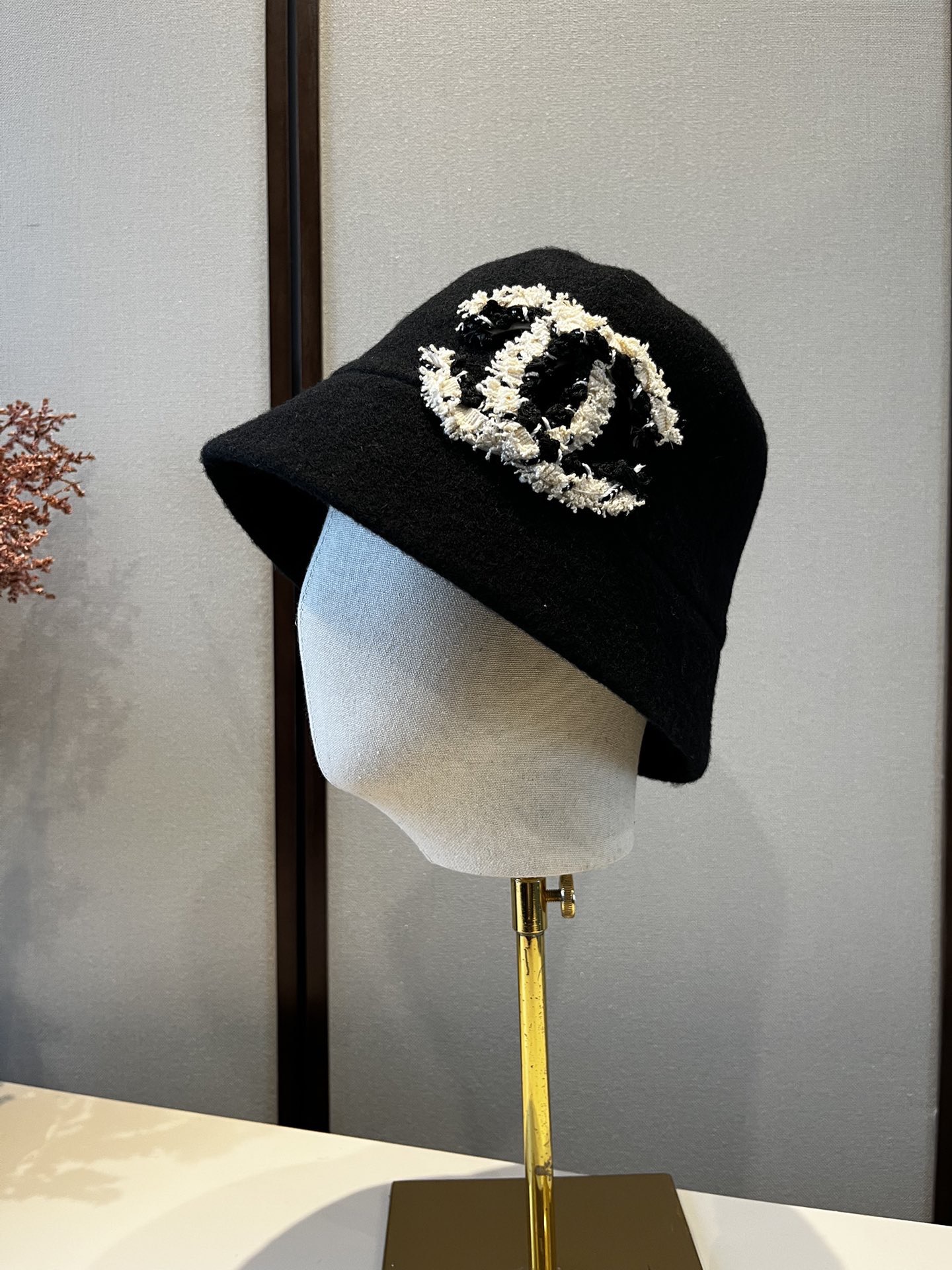 NO:580115,Chanel Chanel new bucket hat, head circumference 57cm hat bucket hat baseball cap knitted hat, hat, chanel, chanel, espadrilles, hats19860909Chanel香奈儿新款渔夫帽,头围57cm帽子渔夫帽棒球帽针织帽,帽子,chanel,chanel,espadrilles,hats,hat