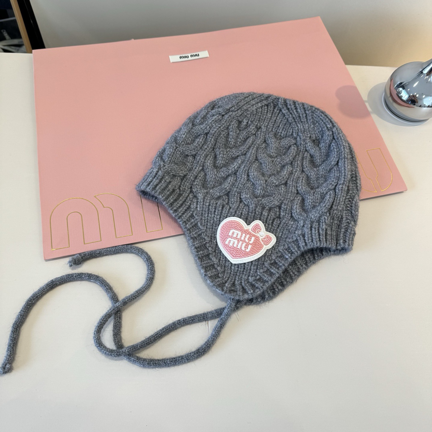 NO:580082,Miu Miu knitted beanie, ear protection hat, bucket hat, baseball cap, knitted hat, hat, espadrilles, hats19860909缪缪针织毛线帽、护耳帽帽子渔夫帽棒球帽针织帽,帽子,espadrilles,hats,hat