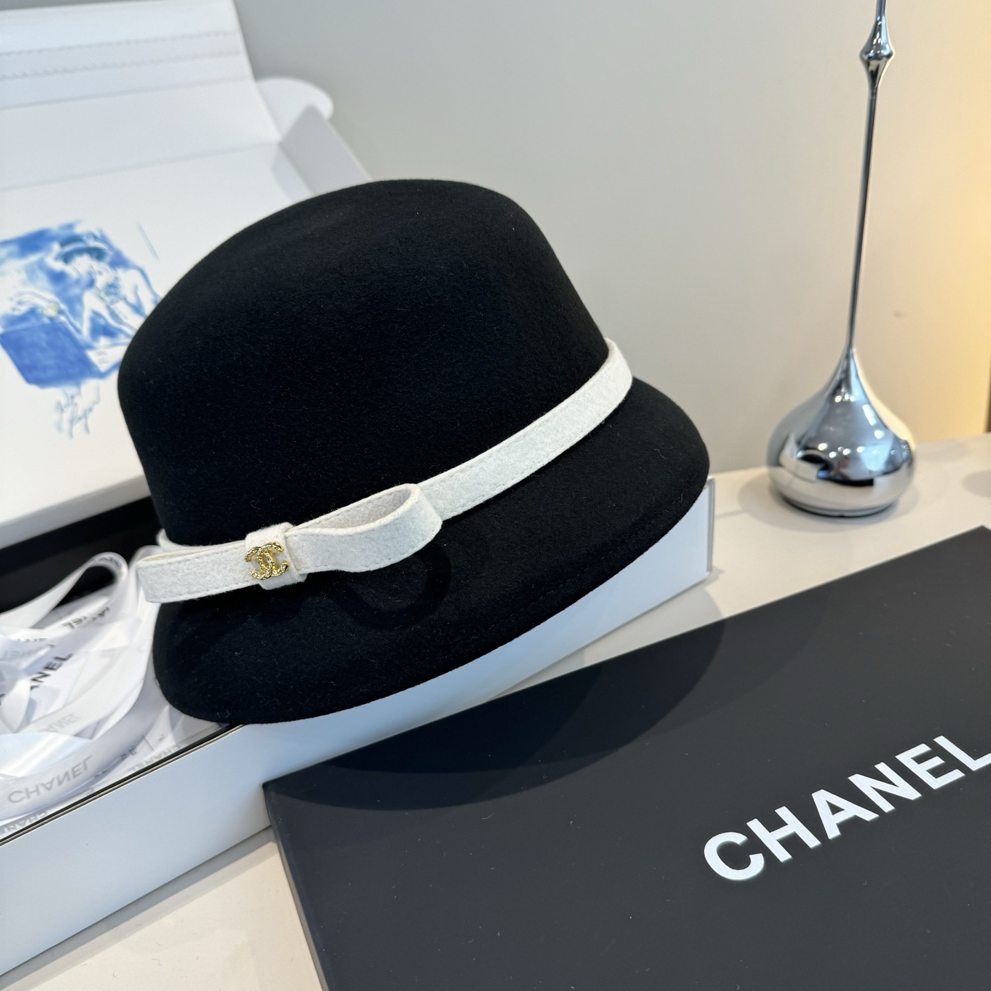 NO:580148,Chanel Chanel new autumn and winter wool basin hat, 100% wool fabric, head circumference 57cm hat fisherman hat baseball cap knitted hat, hat, chanel, chanel, espadrilles, hats19860909Chanel香奈儿秋冬新款羊毛盆帽,百分百羊毛面料、头围57cm帽子渔夫帽棒球帽针织帽,帽子,chanel,chanel,espadrilles,hats,hat