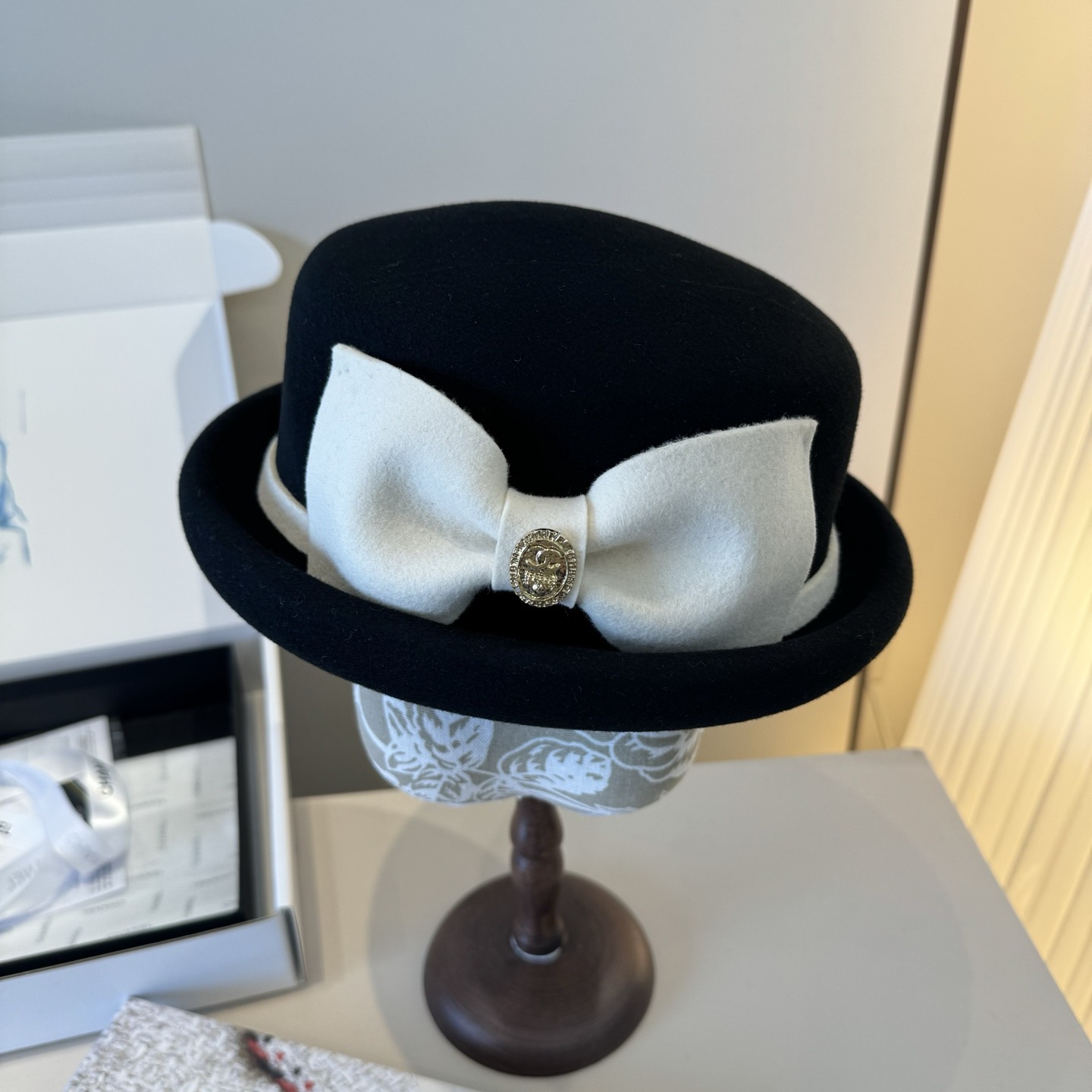 NO:580154,Black Chanel Chanel 2025 new autumn and winter wool hat, autumn and winter hat, 100% wool, head circumference 57cm hat bucket hat baseball cap knitted hat, hat, chanel, chanel, espadrilles, hats19860909黑色 Chanel香奈儿2025秋冬新款羊毛礼帽,秋冬礼帽,百分百羊毛,头围57cm帽子渔夫帽棒球帽针织帽,帽子,chanel,chanel,espadrilles,hats,hat