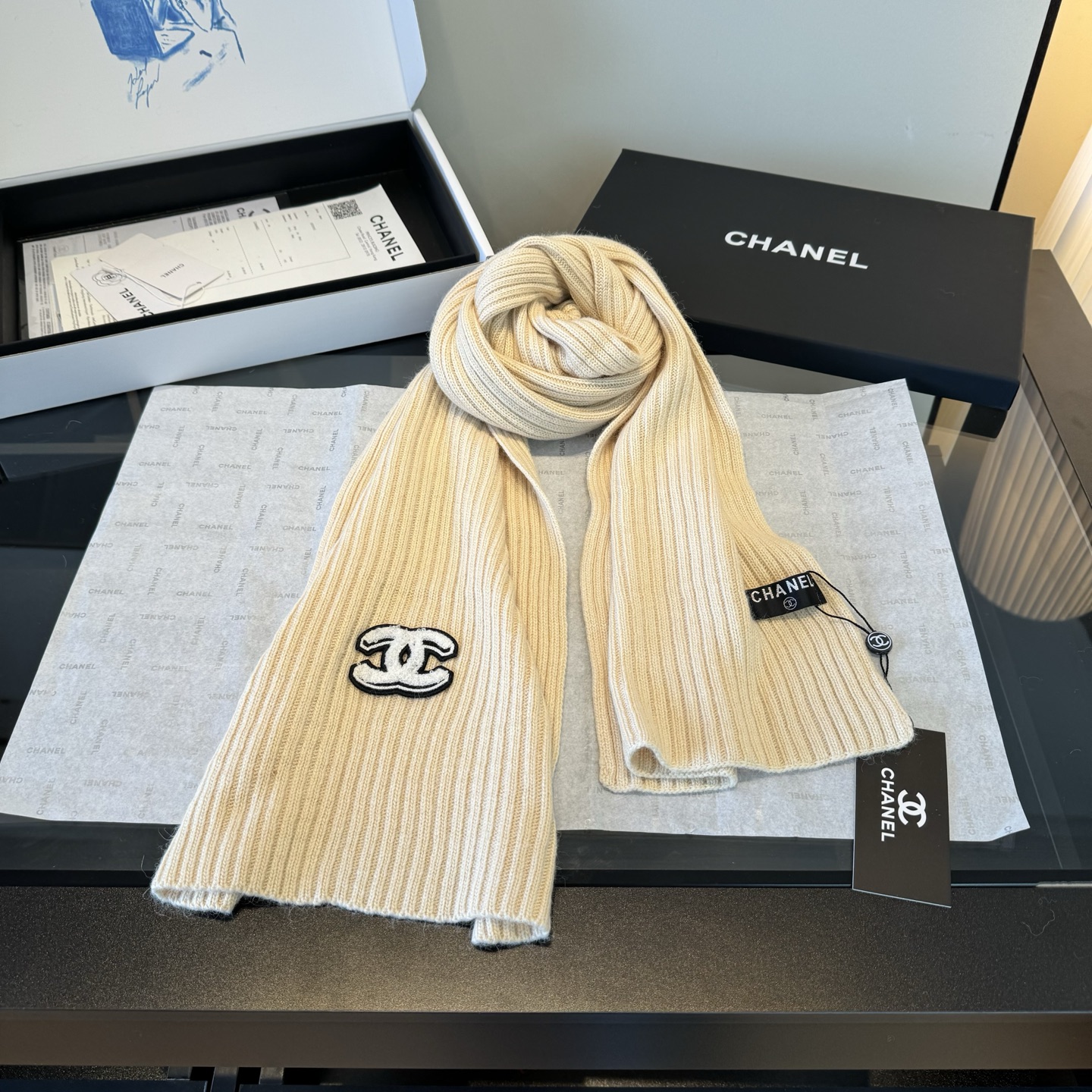 Chanel Chanel香奈儿三件套装秋冬款70%羊毛，30%兔毛