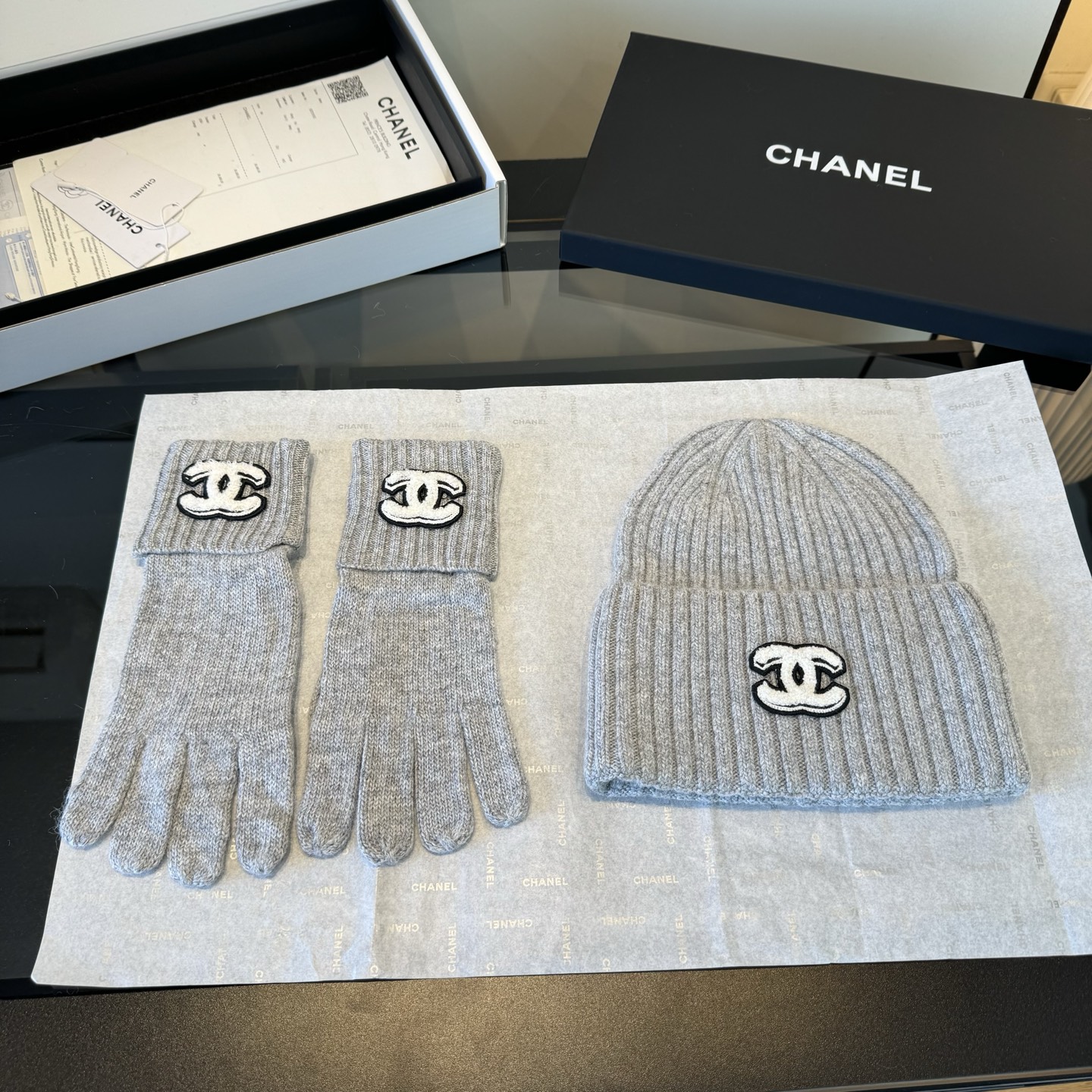 Chanel Chanel香奈儿三件套装秋冬款70%羊毛，30%兔毛