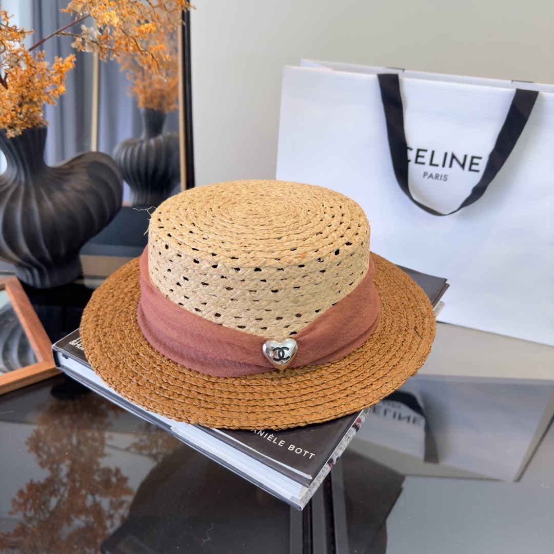 Chanel hat ¥