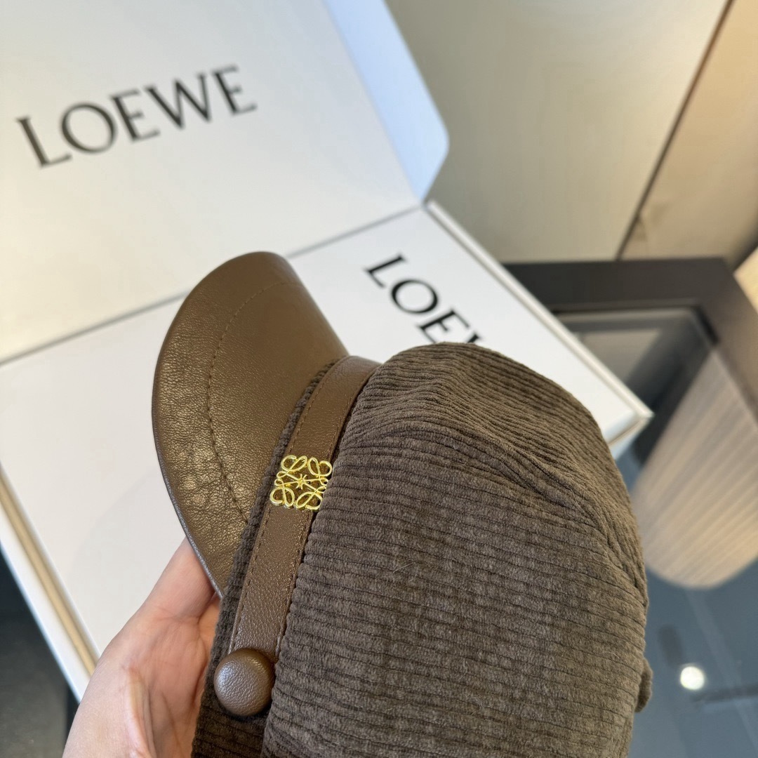 Loewe 罗意威新款鸭舌军帽，高级定制，头围57cm