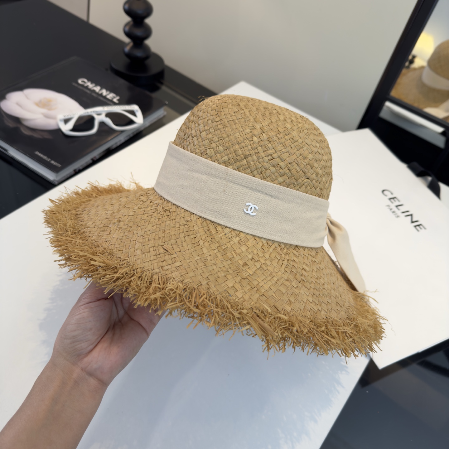 Chanel Chanel香奈儿拉菲草帽，遮阳大草帽，头围57cm