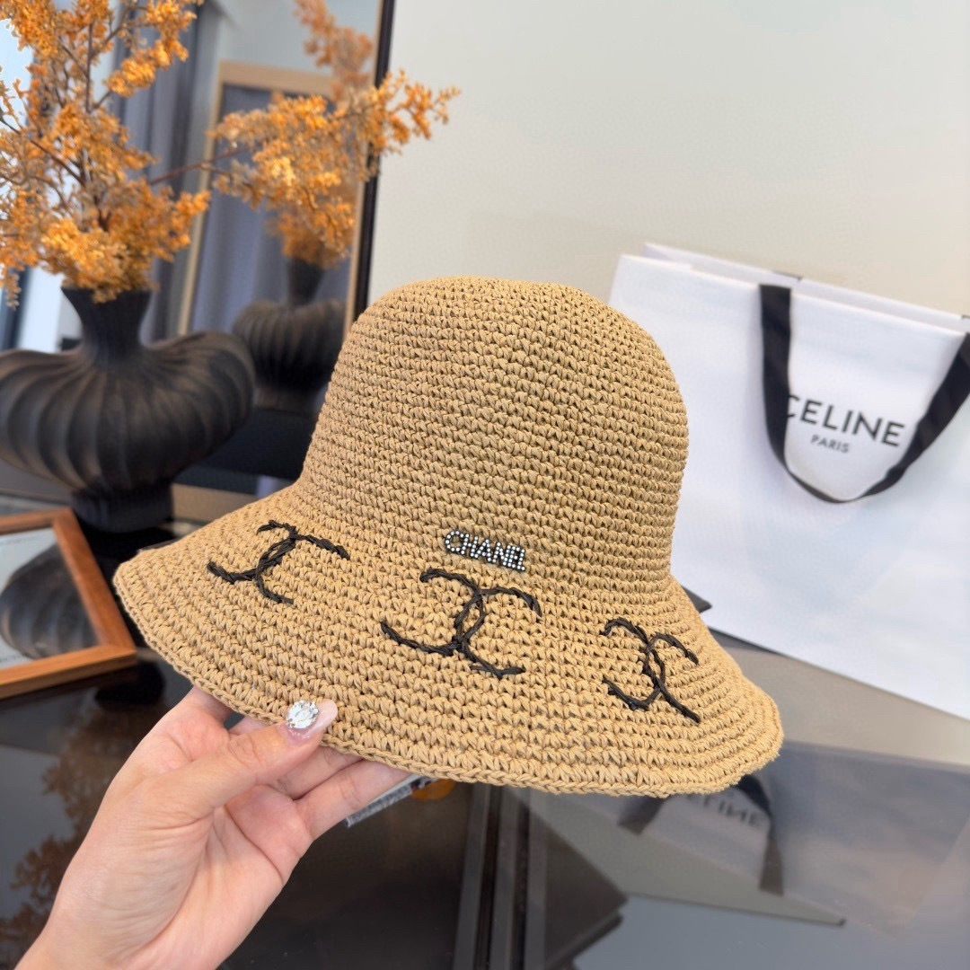 Chanel Chanel香奈儿夏款折叠草帽，纯收工钩织，头围57cm，可折叠