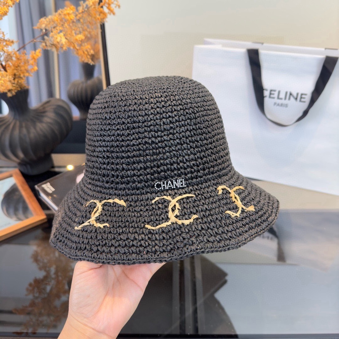 Chanel Chanel香奈儿夏款折叠草帽，纯收工钩织，头围57cm，可折叠
