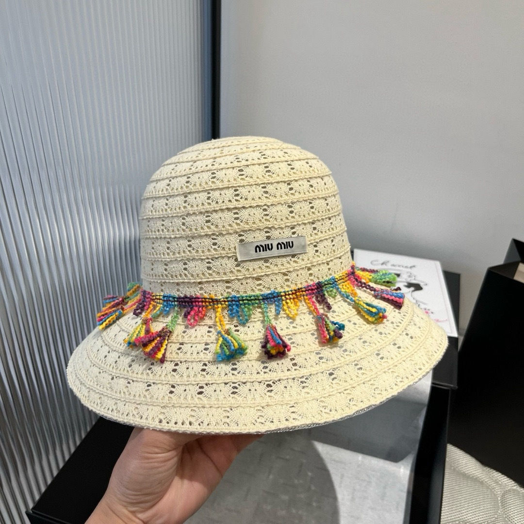 Miu Miu miumiu缪缪蕾丝盆帽，小清新设计，头围57cm