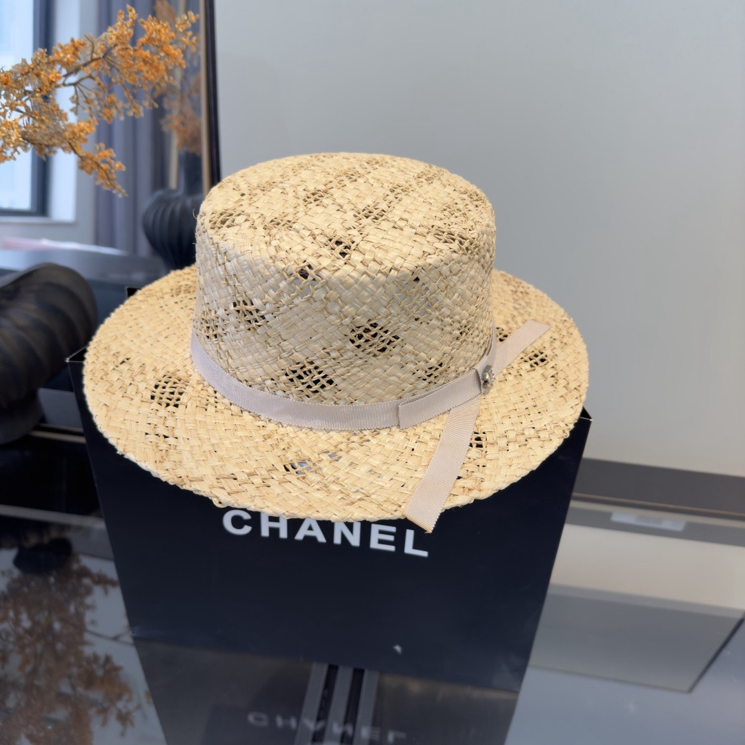 Chanel Chanel香奈儿拉菲草遮阳帽、夏日出游搭衣 ，头围57cm