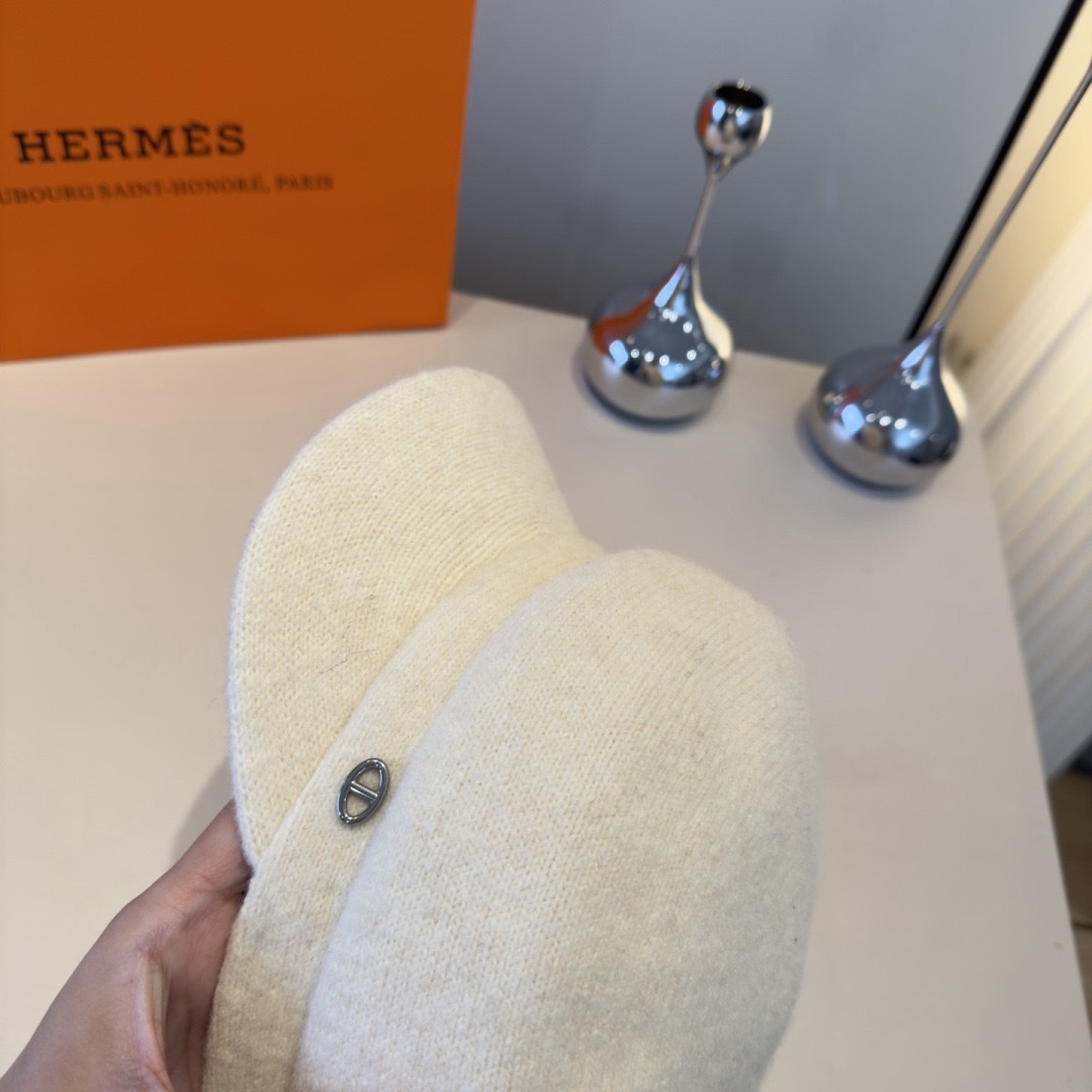 Hermès 爱马仕新款鸭舌军帽，高级定制，头围57cm