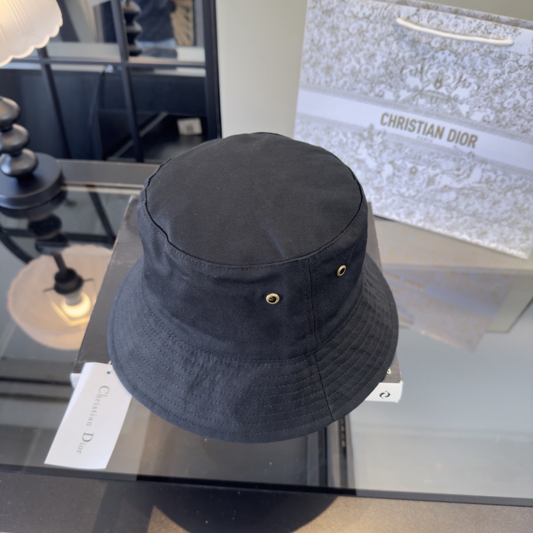 Dior Dior迪奥新款双面渔夫帽，夏季