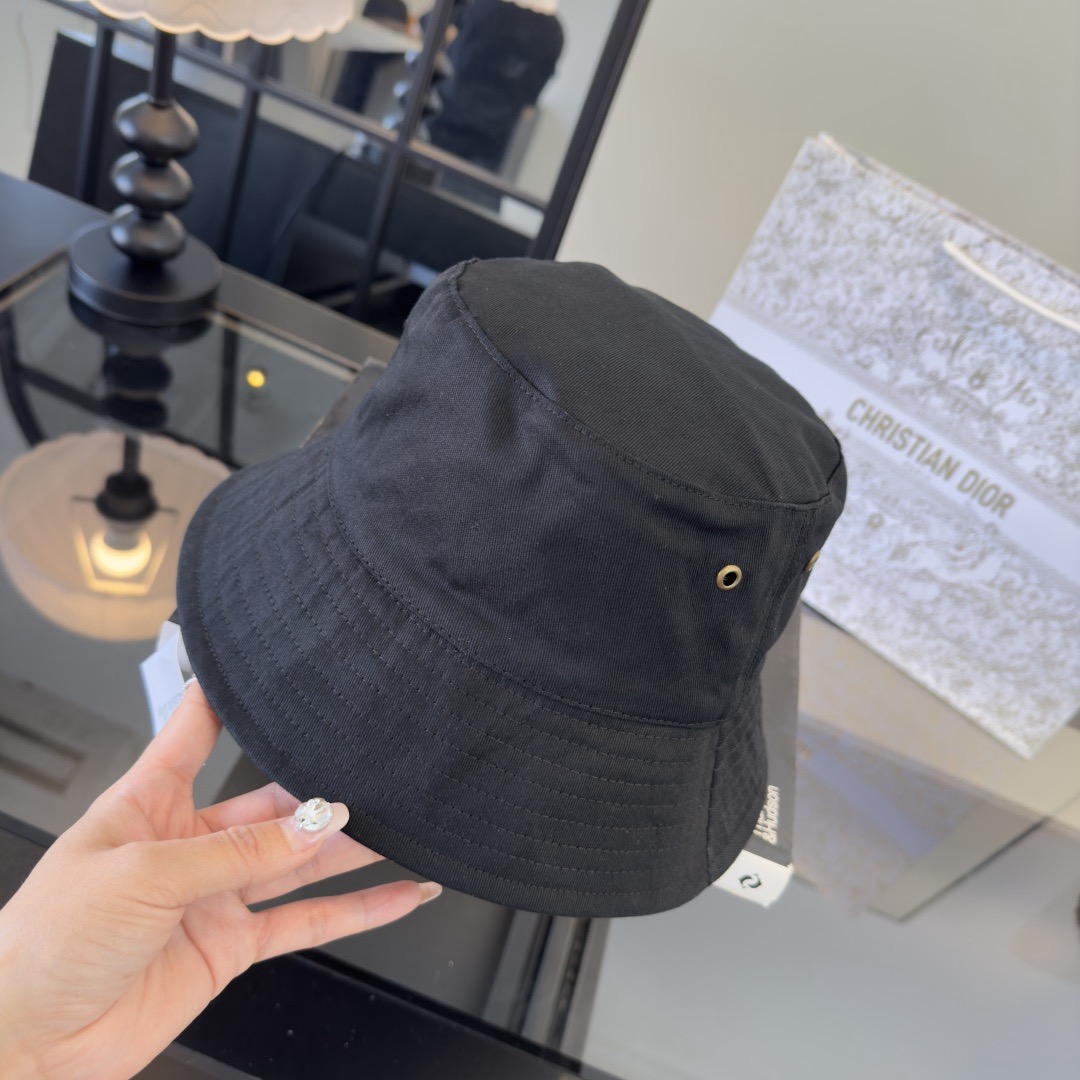 Dior Dior迪奥新款双面渔夫帽，夏季