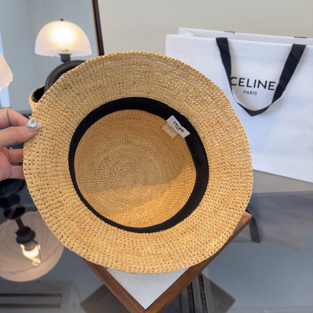 Celine Celine赛琳拉菲草帽，纯手工钩织，刺绣logo， 开模，高品质，独家定制，产量贼低，卖一个少一个，头围57cm