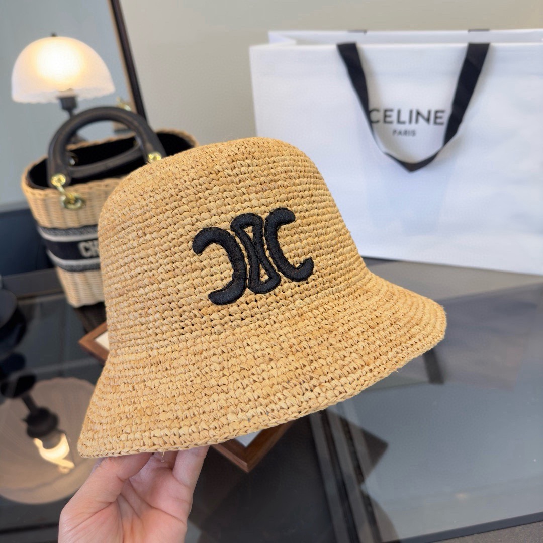 Celine Celine赛琳拉菲草帽，纯手工钩织，刺绣logo， 开模，高品质，独家定制，产量贼低，卖一个少一个，头围57cm