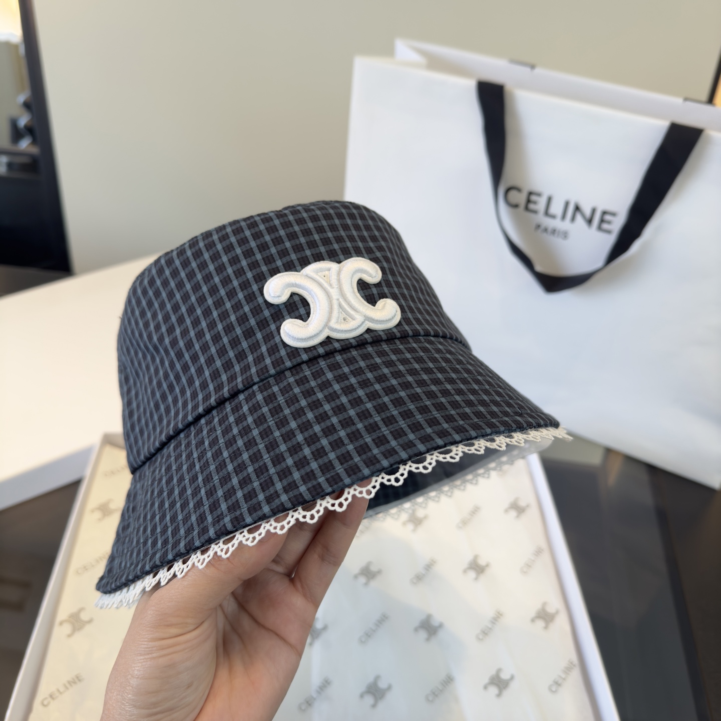 PCeline赛琳凯旋门格子渔夫帽