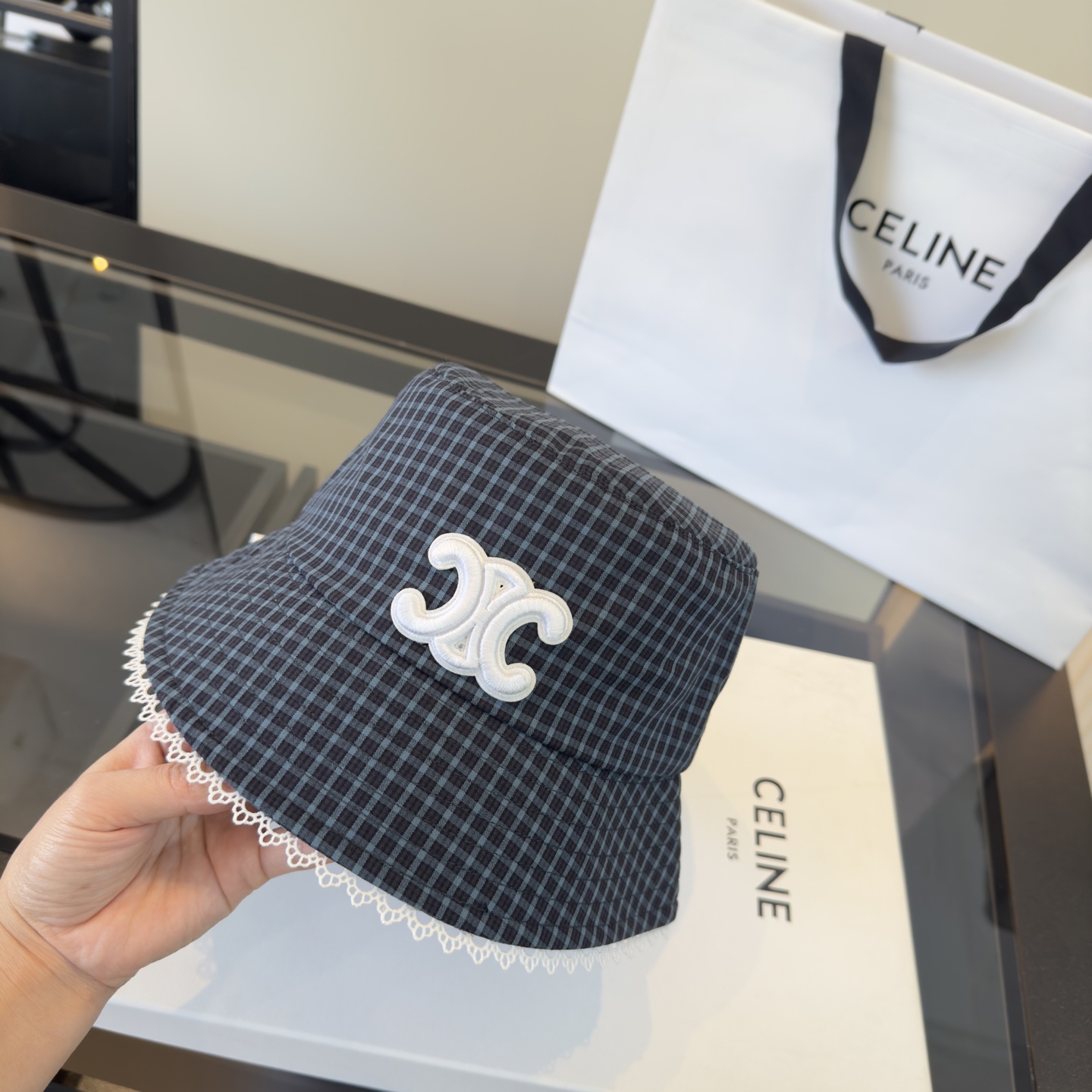 PCeline赛琳凯旋门格子渔夫帽