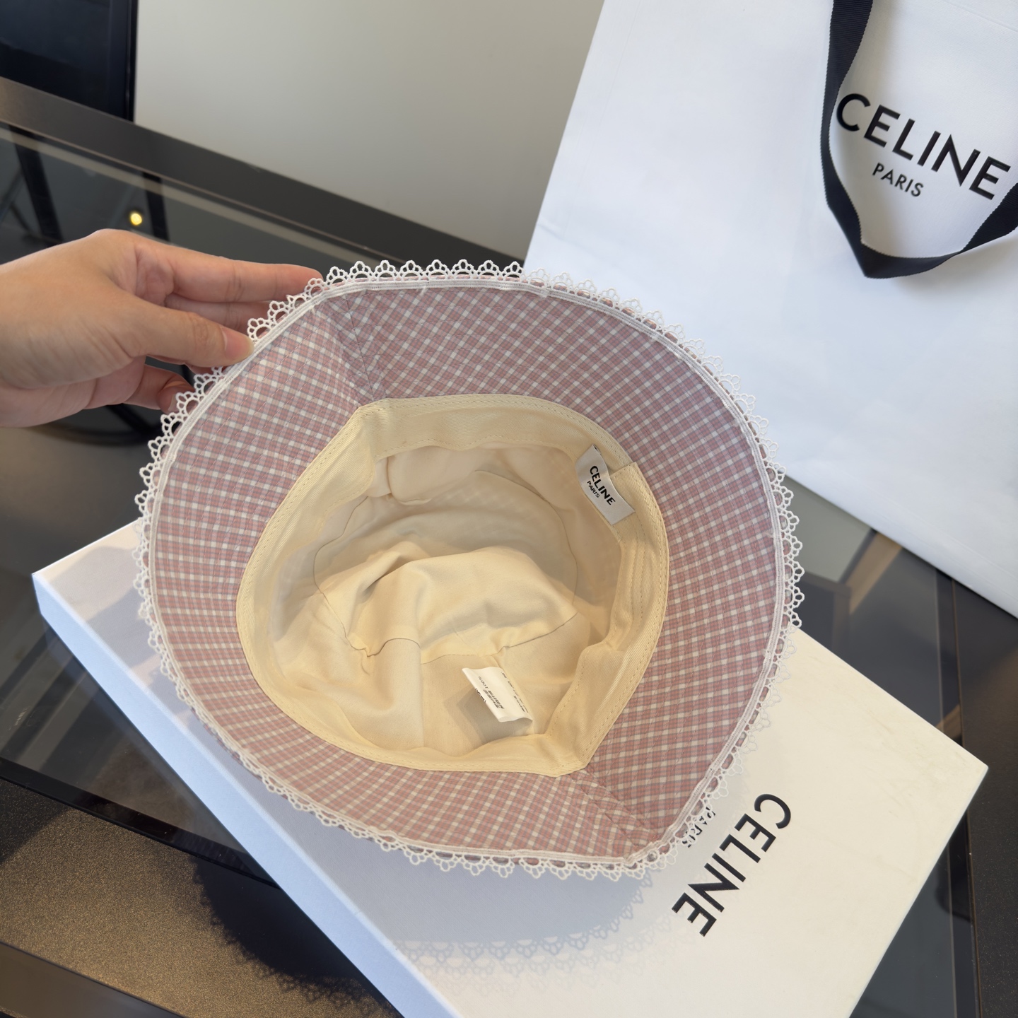 PCeline赛琳凯旋门格子渔夫帽