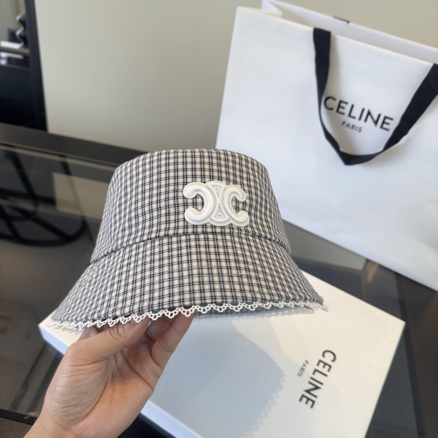 PCeline赛琳凯旋门格子渔夫帽
