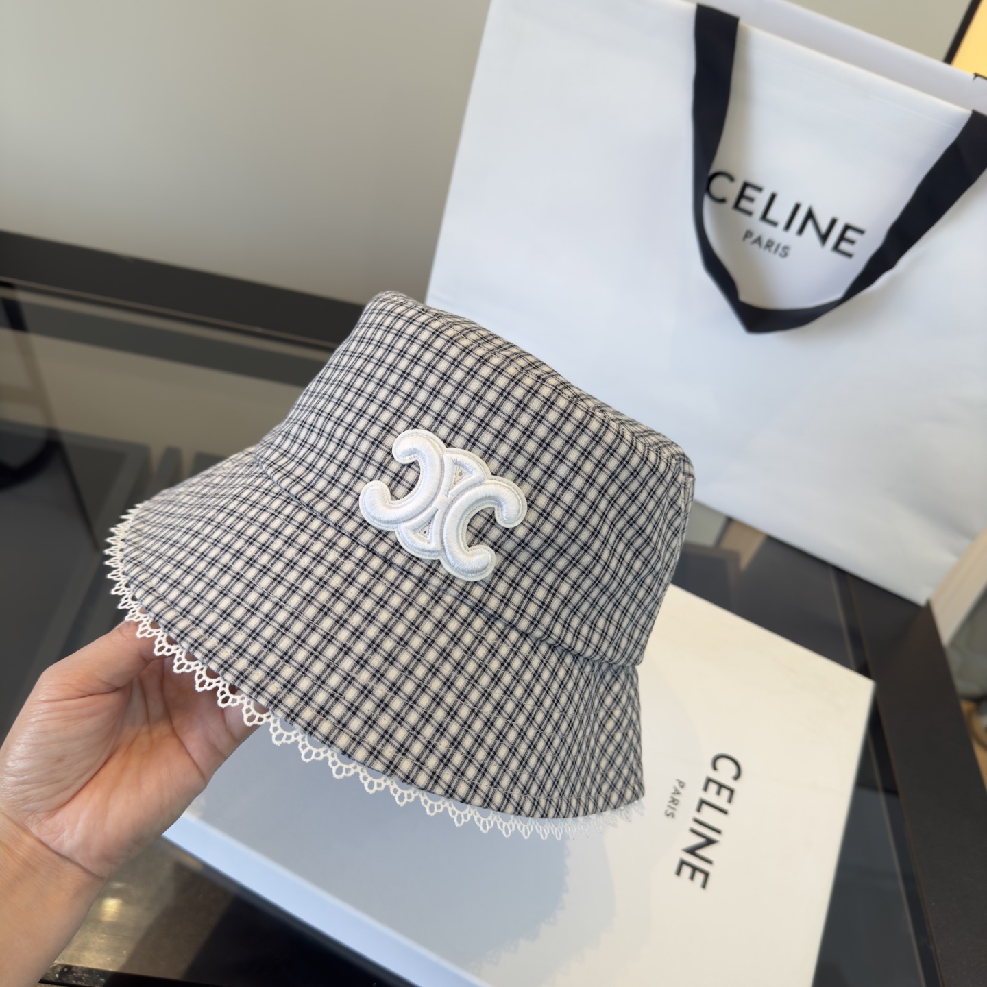 PCeline赛琳凯旋门格子渔夫帽