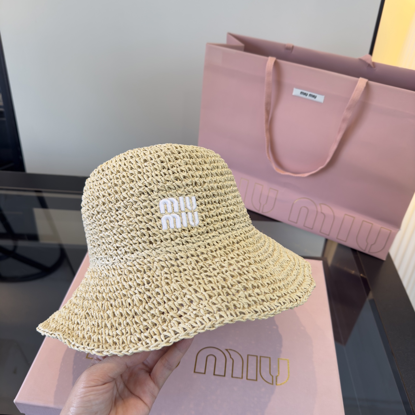 Pmiumiu缪缪新款草帽，纯手工编织草帽，头围57cm可折叠