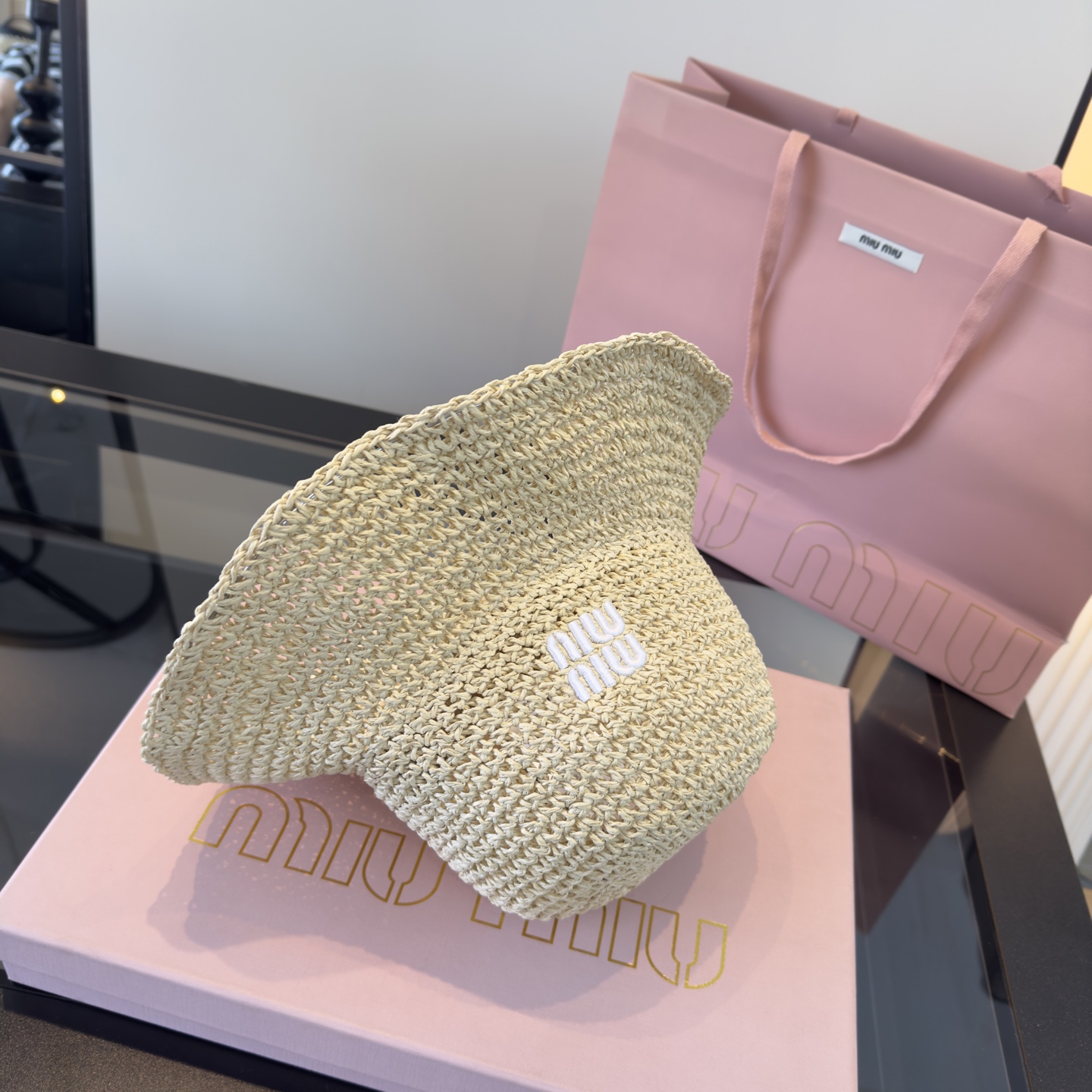 Pmiumiu缪缪新款草帽，纯手工编织草帽，头围57cm可折叠
