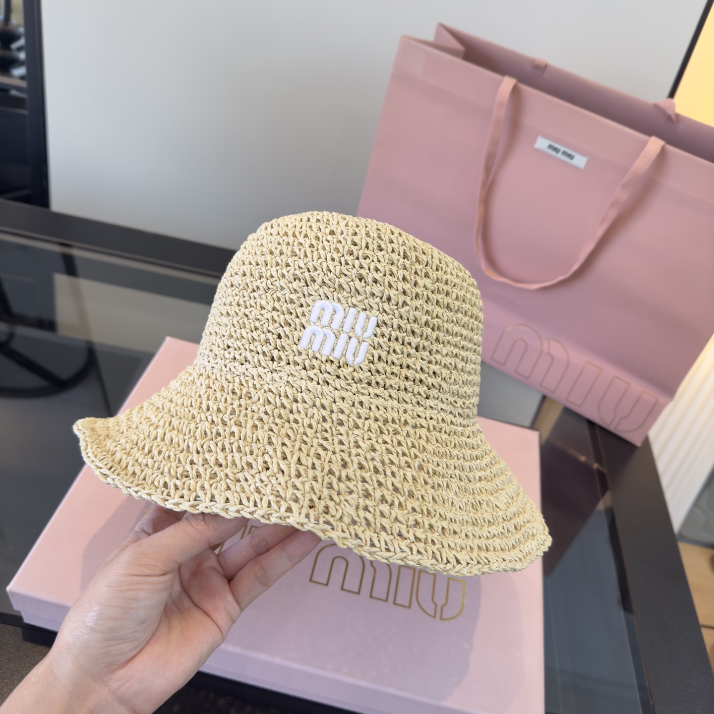 Pmiumiu缪缪新款草帽，纯手工编织草帽，头围57cm可折叠