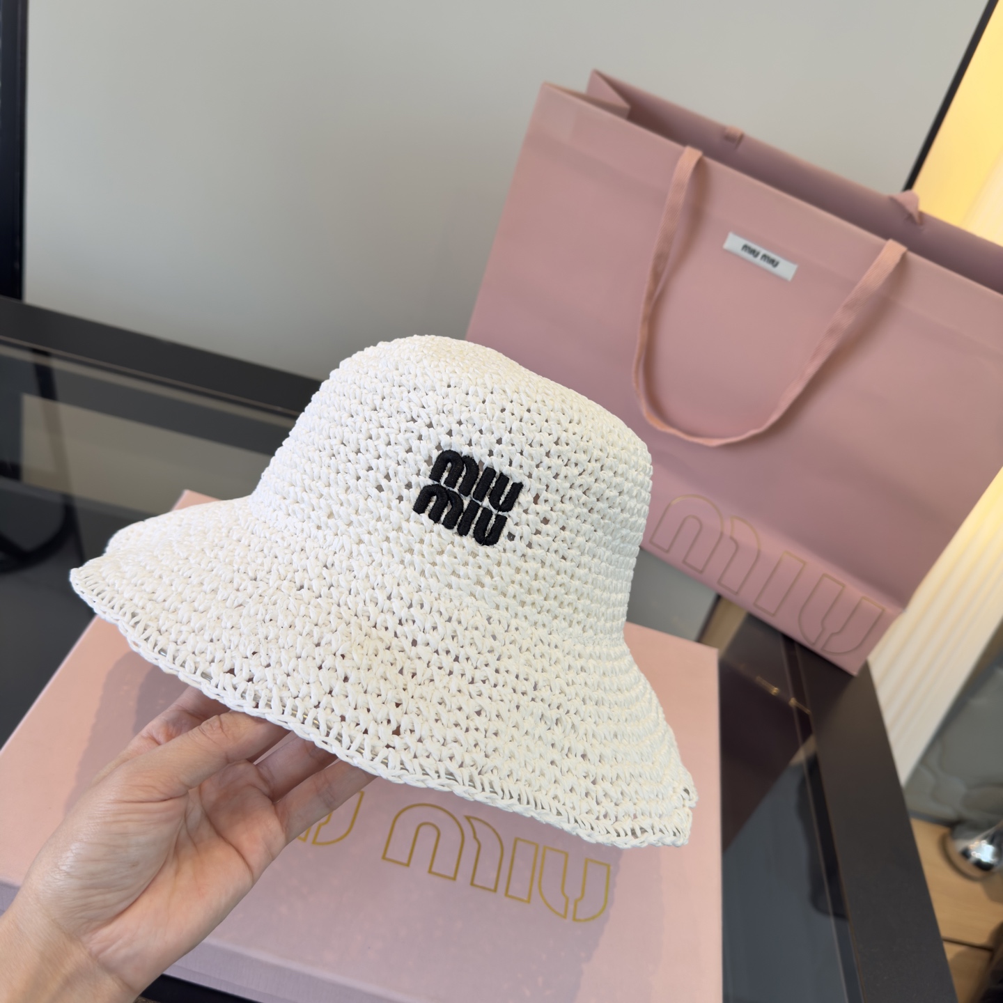 Pmiumiu缪缪新款草帽，纯手工编织草帽，头围57cm可折叠