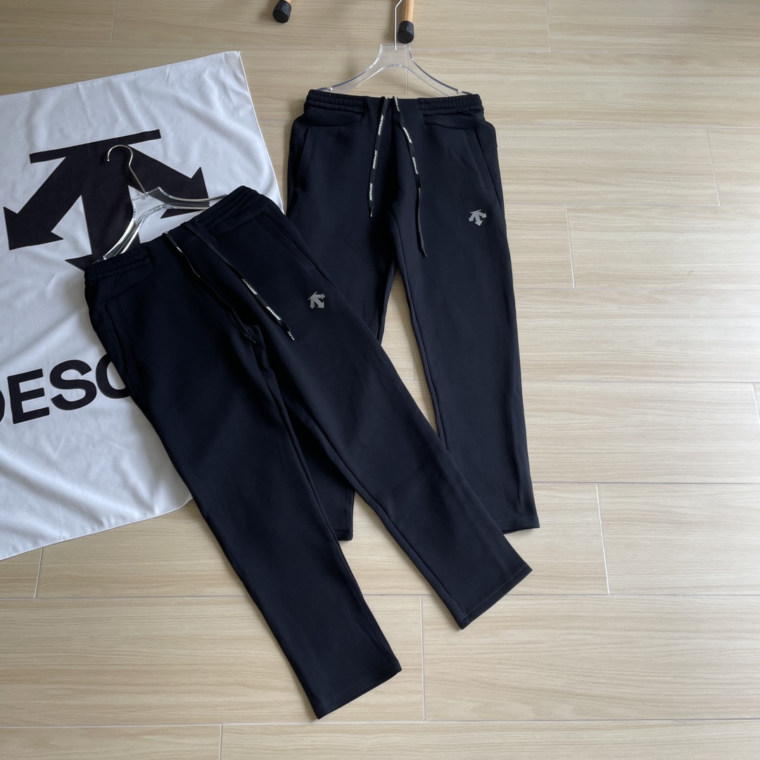 🖤主图+细节
 品质长裤🆕🖤Descente / 迪桑特 2025春季单色松紧休闲运动长裤
秋冬款定制空