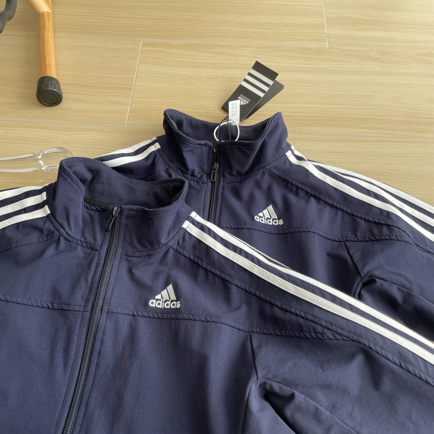 Windproof Adidas Jackets in Various Sizes for Men and Women: Details and Sizing Guide - 图片 4