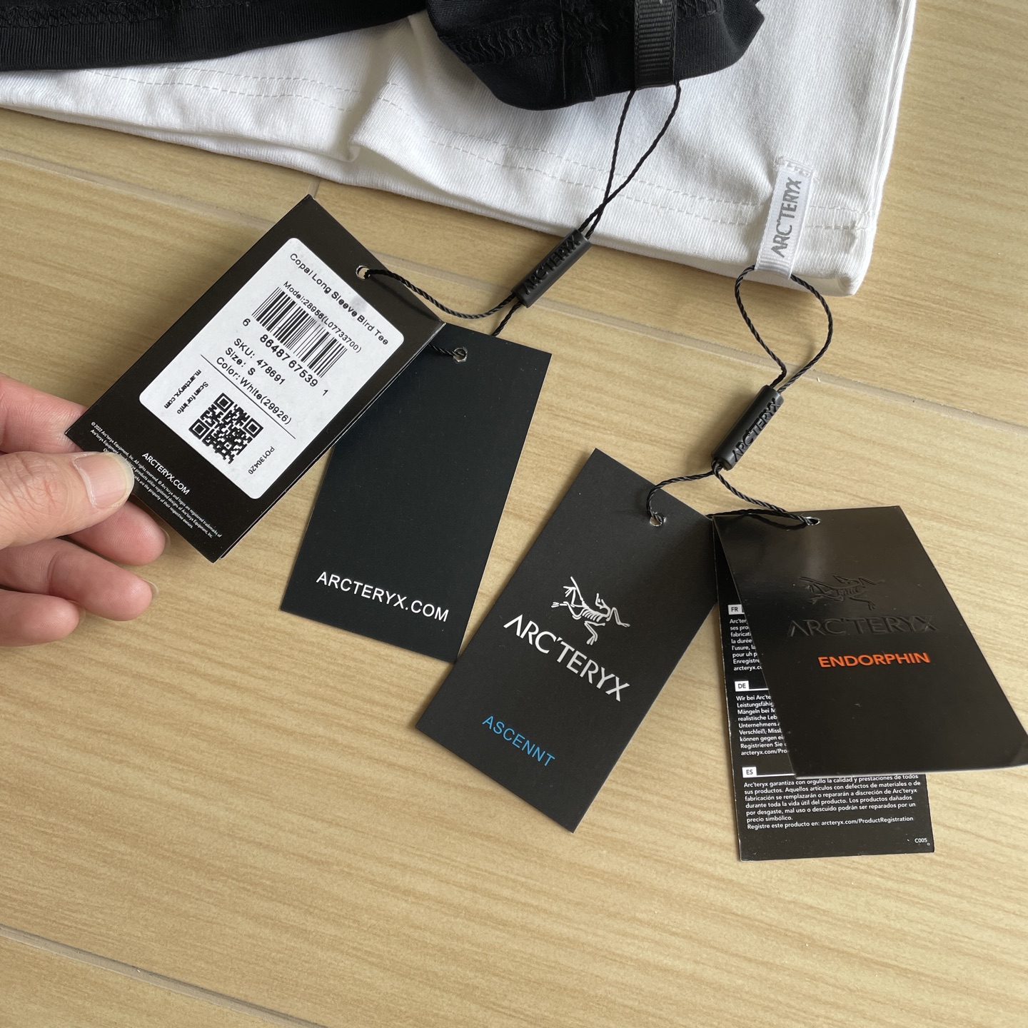 🖤细节图
2025新款🆕🖤ARC'TERYX / 始祖鸟 系列Kragg Cotton Bird Til