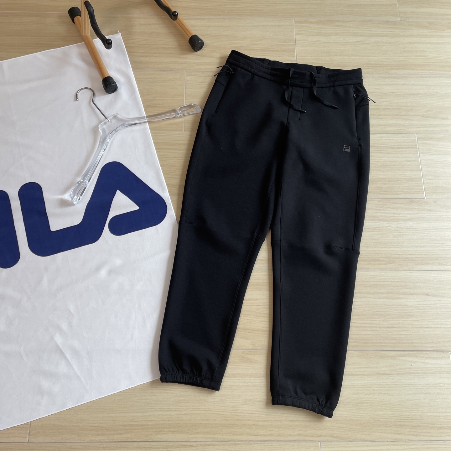 🖤主图
专柜同款🆕🖤FILA / 斐乐官方男士空气层长裤2025春季新款基础简约健身运动直筒裤
【为运动