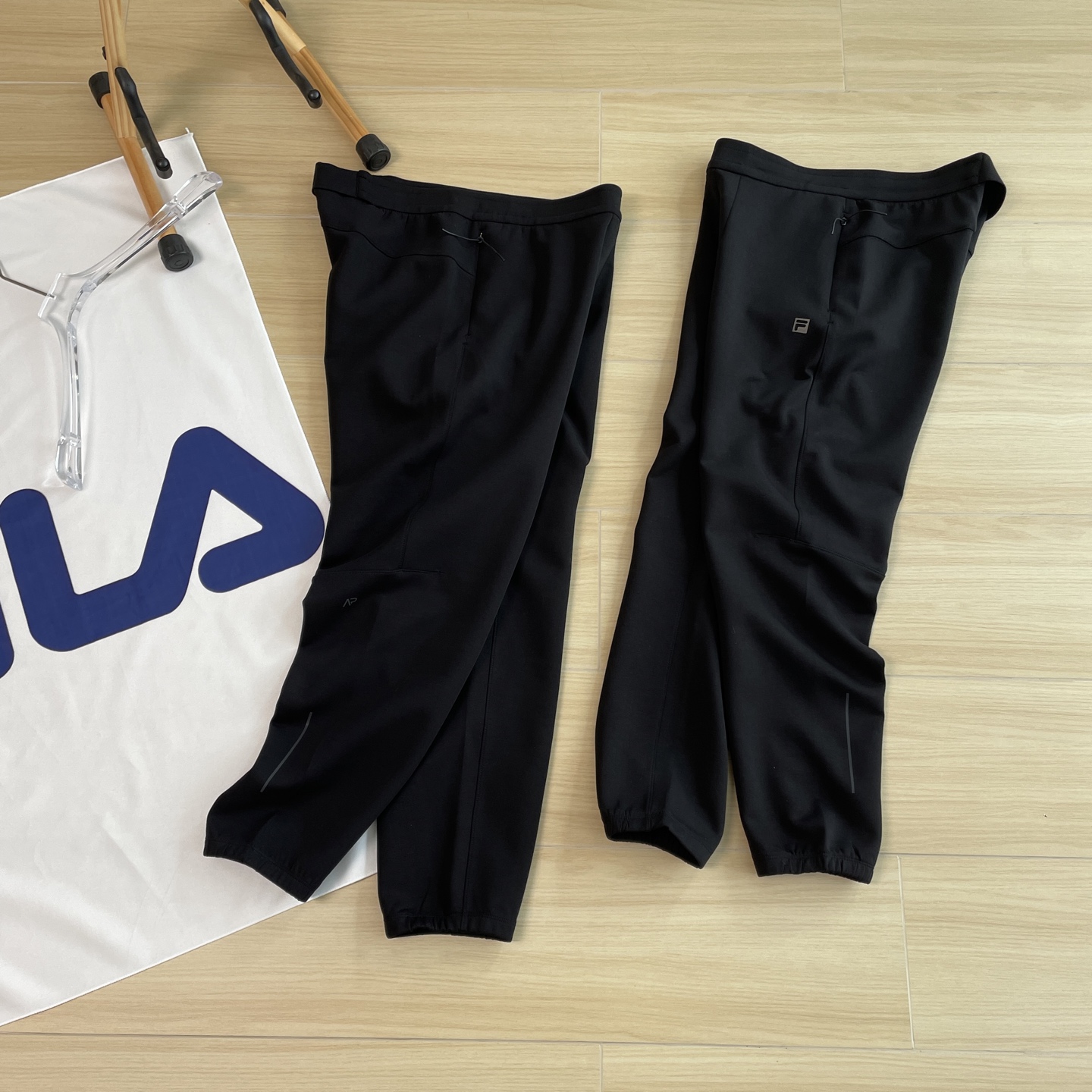 🖤主图
专柜同款🆕🖤FILA / 斐乐官方男士空气层长裤2025春季新款基础简约健身运动直筒裤
【为运动
