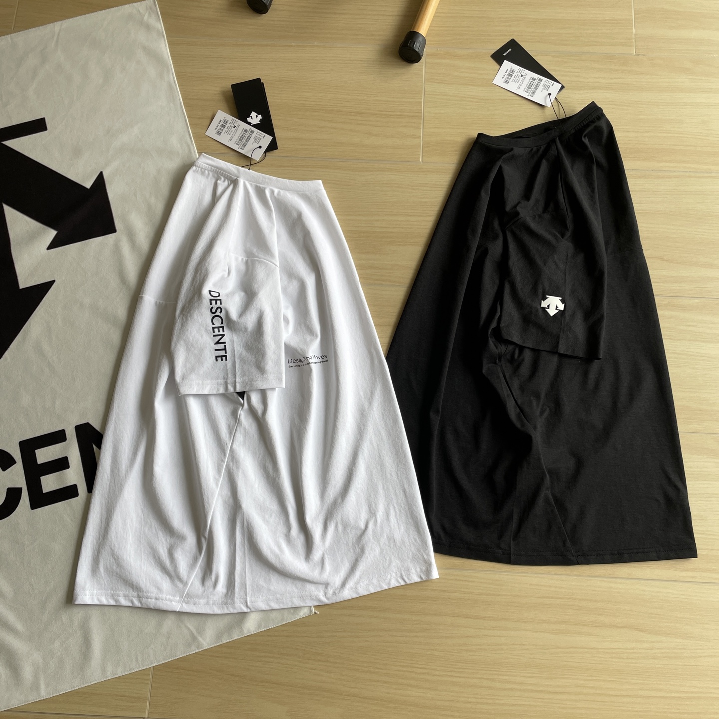 🖤主图
柜子同款🆕🖤DESCENTE / 迪桑特25年夏季双色运动健身科技银离子面料TOUGH亲肤吸湿排