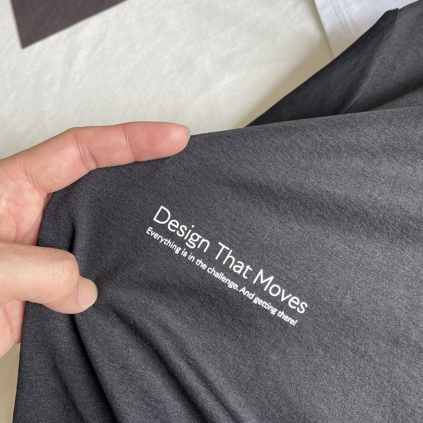 🖤细节图
柜子同款🆕🖤DESCENTE / 迪桑特25年夏季双色运动健身科技银离子面料TOUGH亲肤吸湿